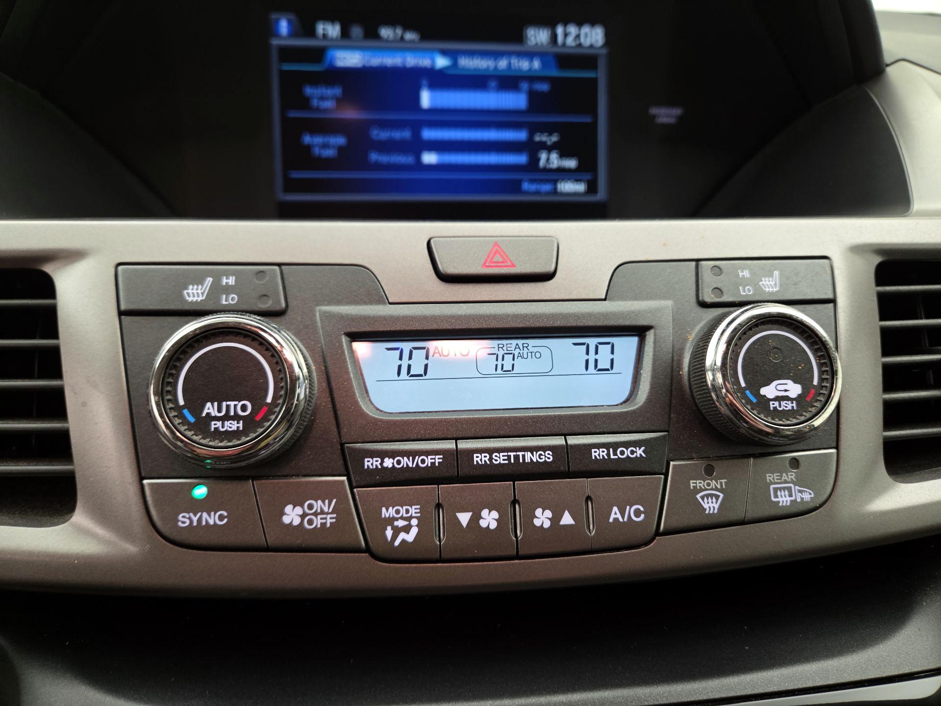 Thumbnail: 2016 Honda Odyssey - 15