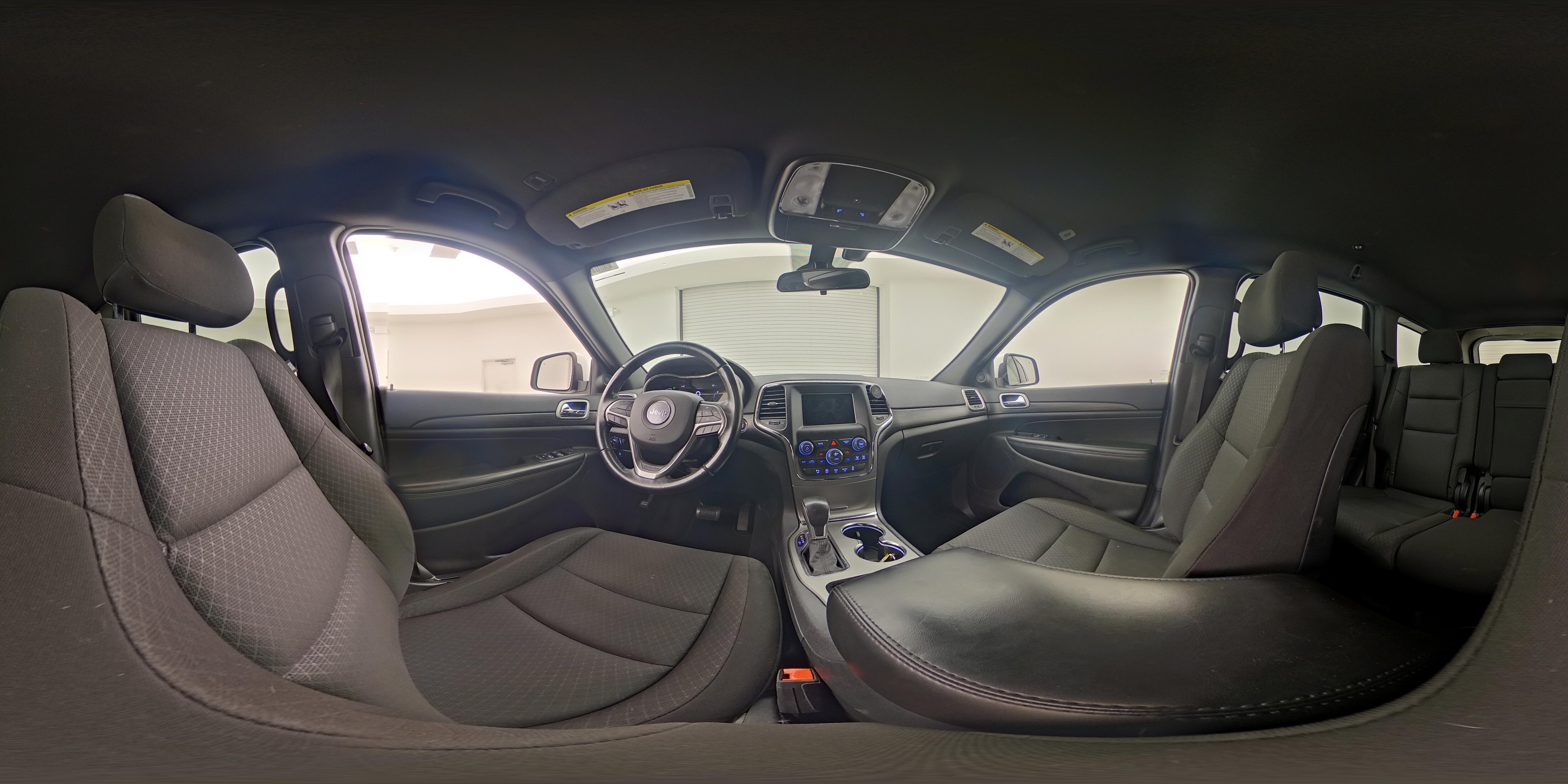 2020 Jeep Grand Cherokee Laredo E - Photo 23