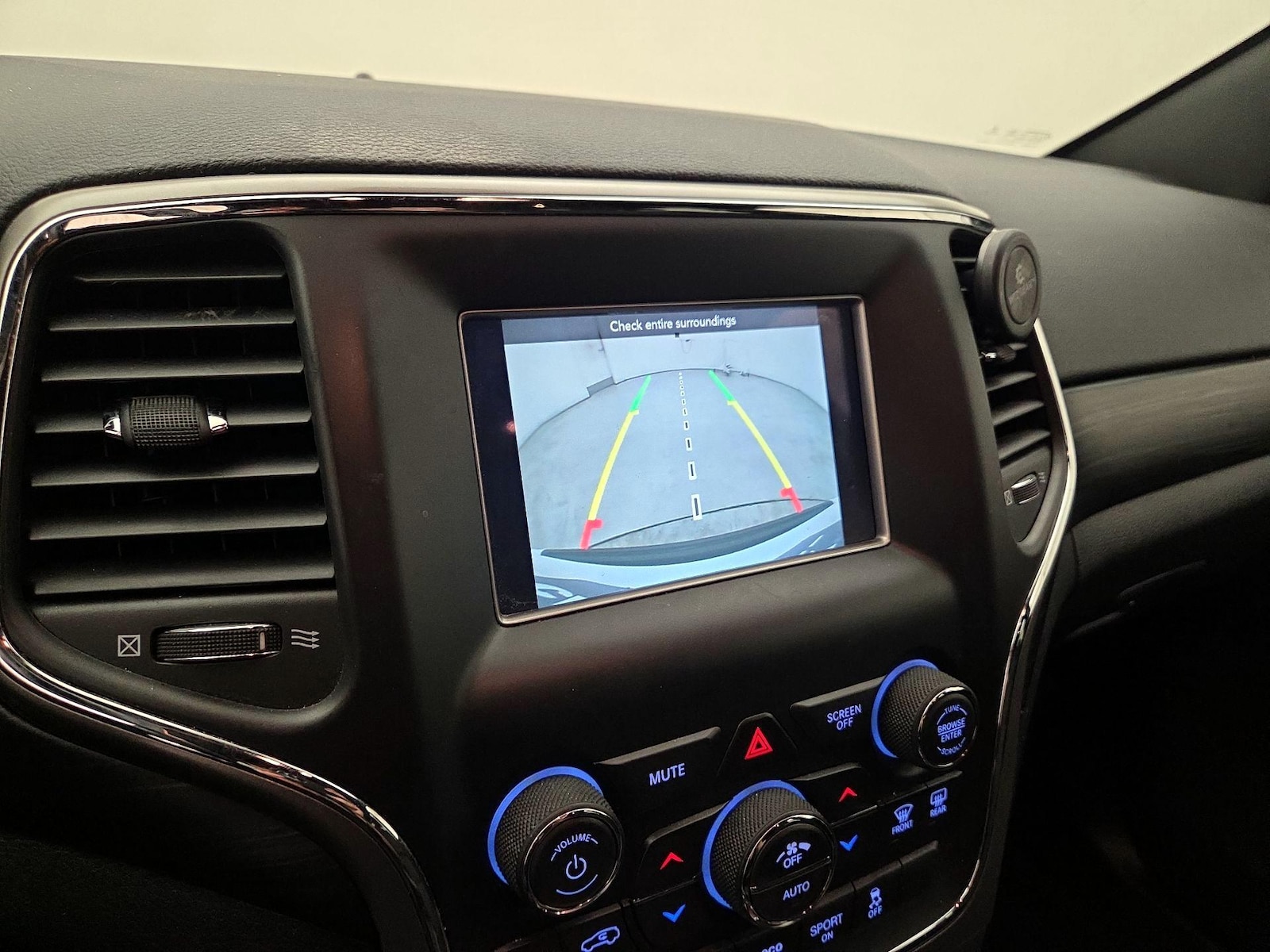 2020 Jeep Grand Cherokee Laredo E - Photo 15