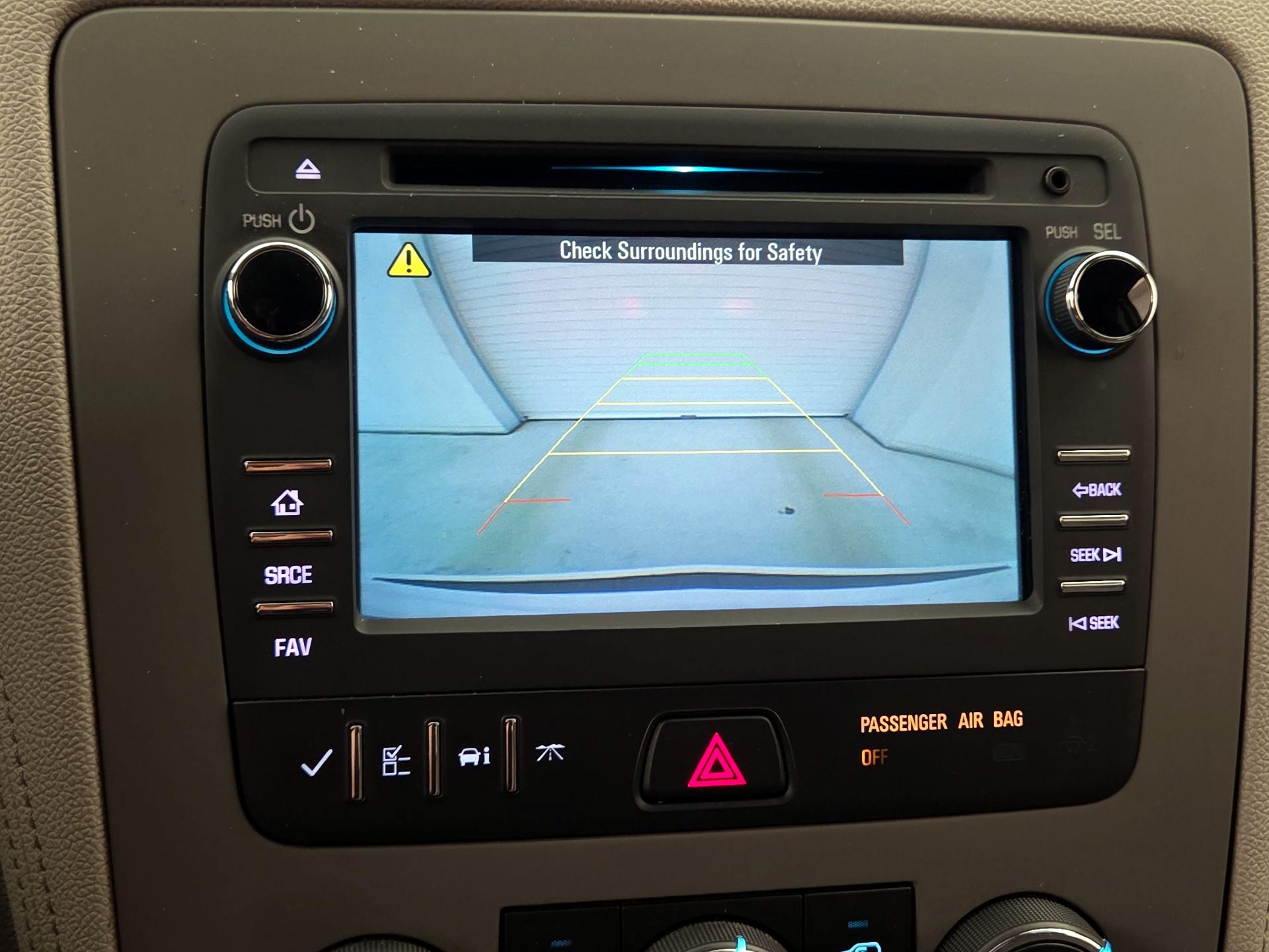 Thumbnail: 2017 Chevrolet Traverse - 14