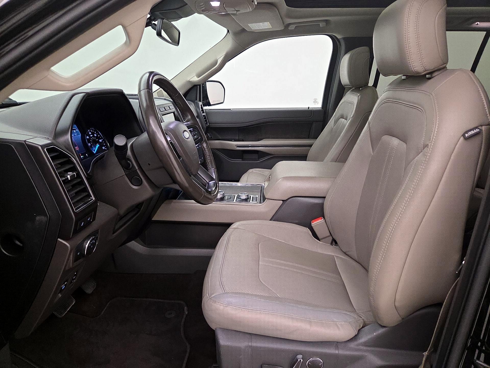 Thumbnail: 2019 Ford Expedition - 11