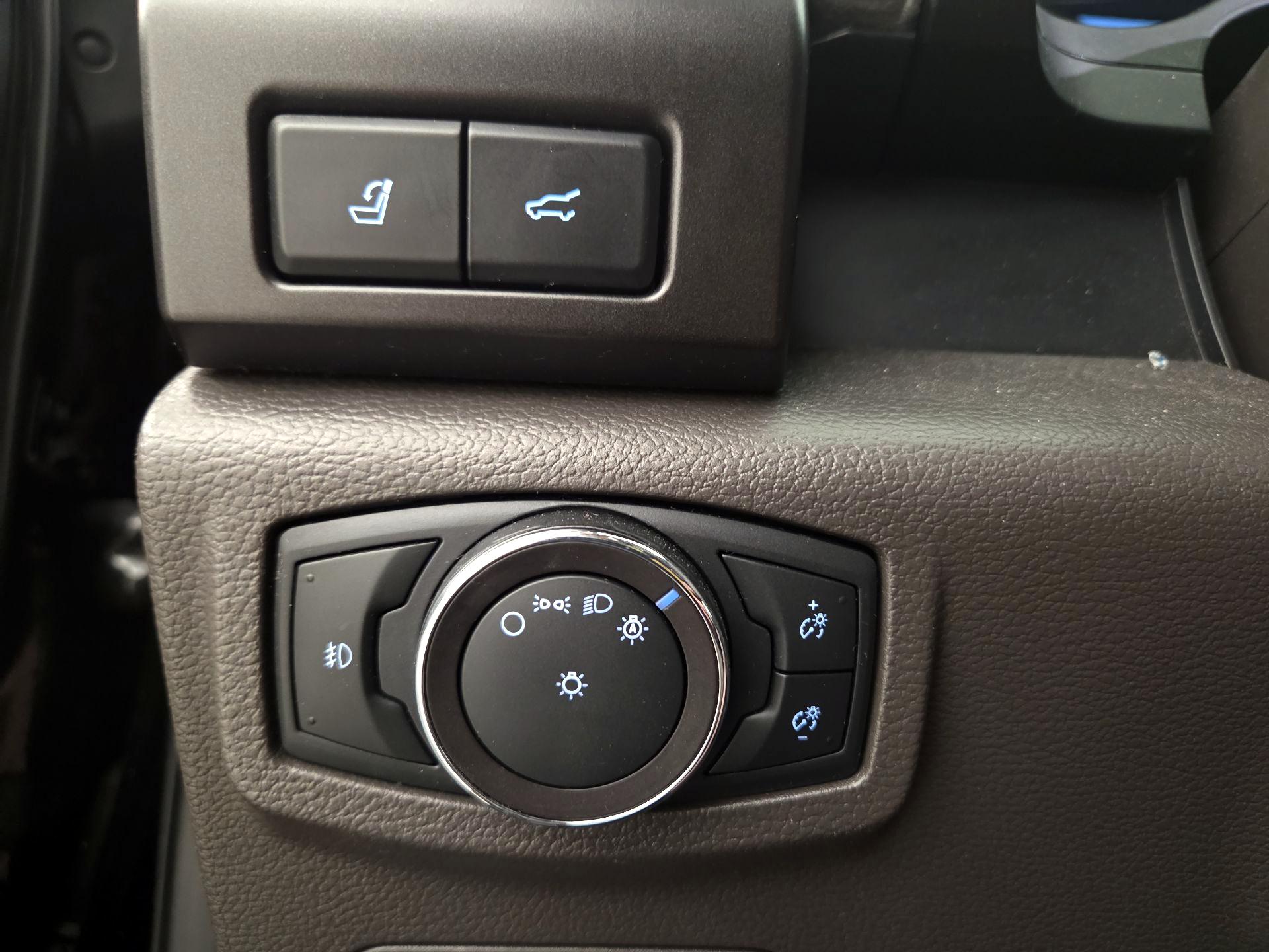 Thumbnail: 2019 Ford Expedition - 13