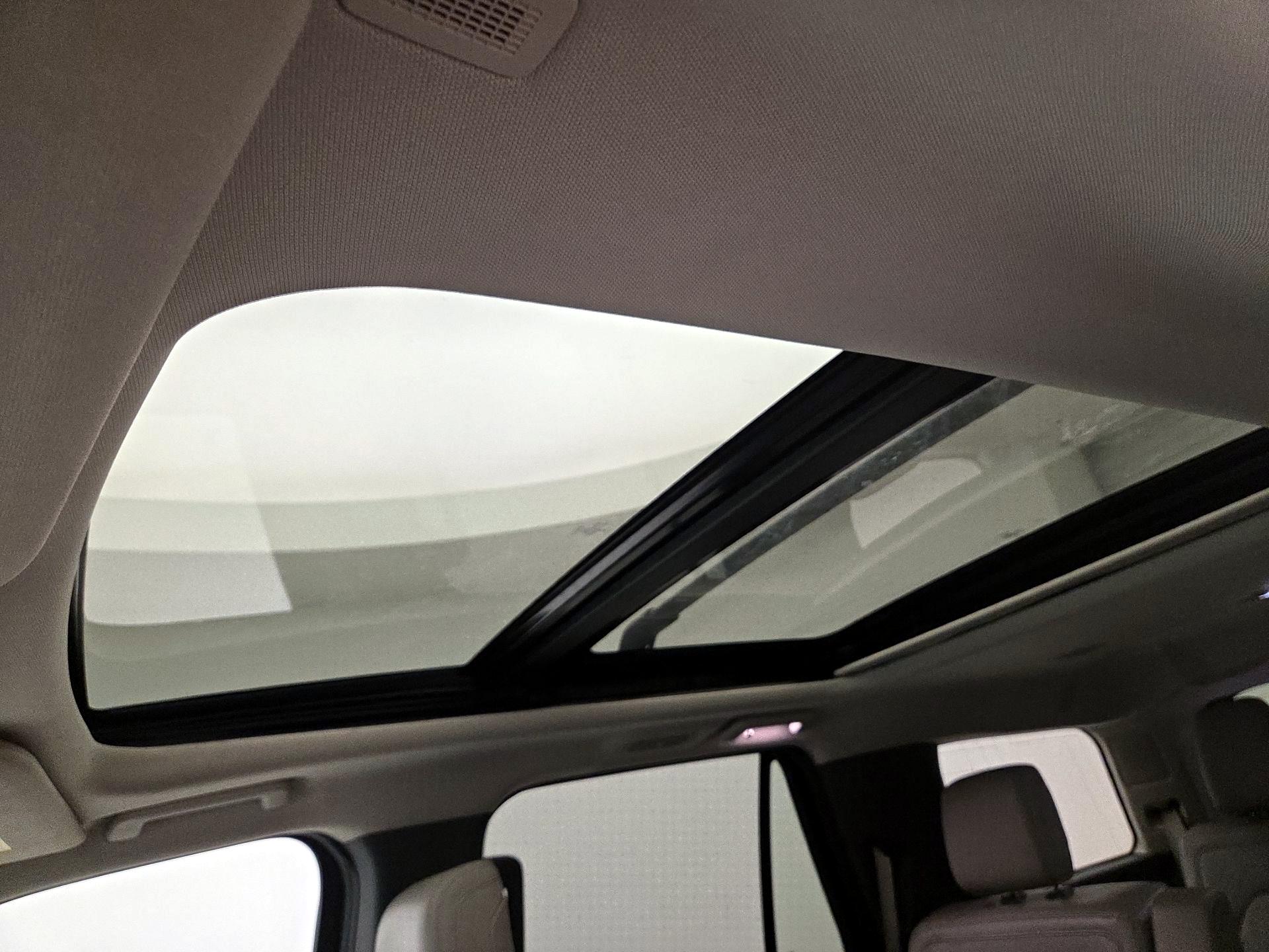 Thumbnail: 2019 Ford Expedition - 19