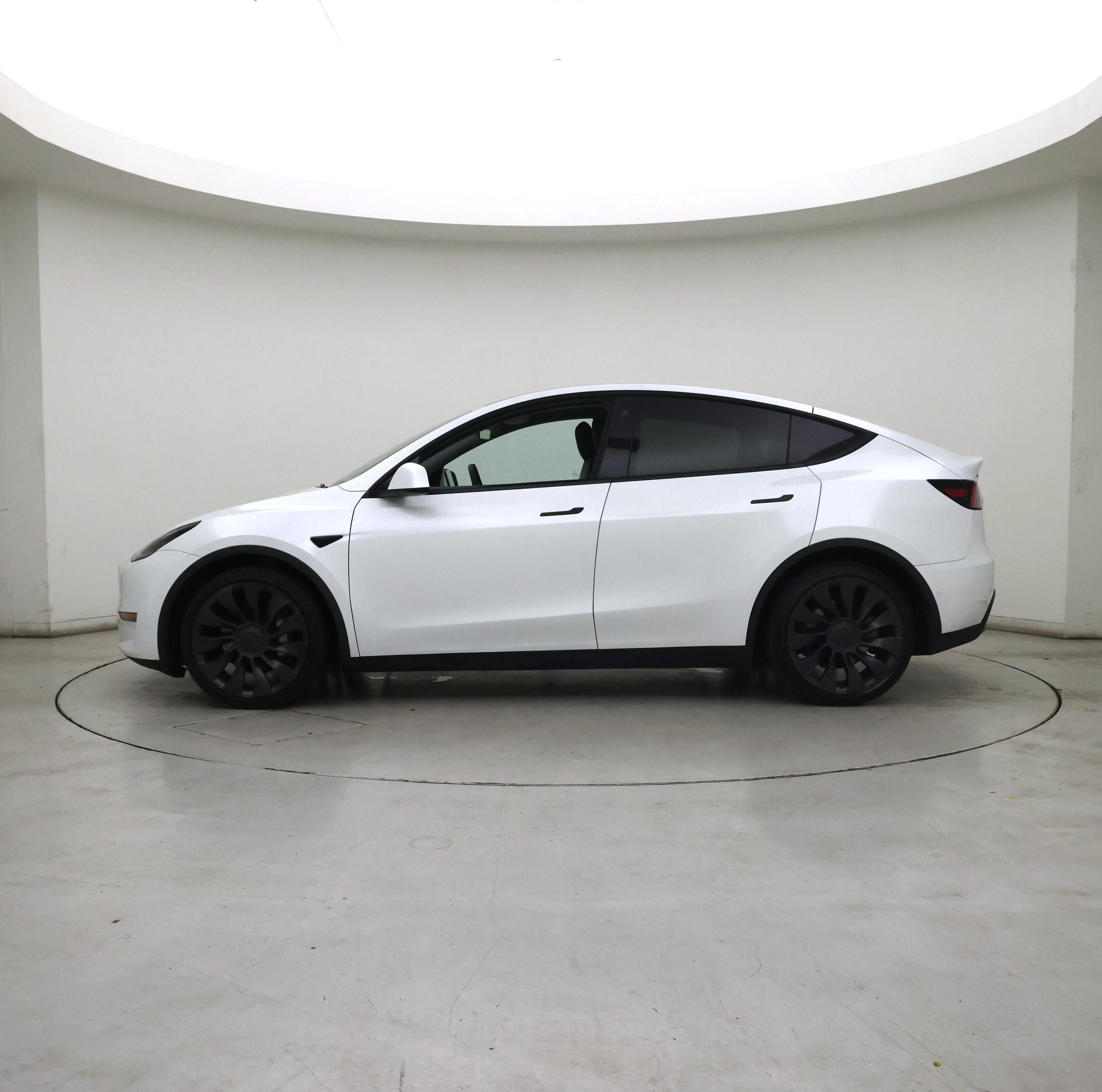 Thumbnail: 2021 Tesla Model Y - 3
