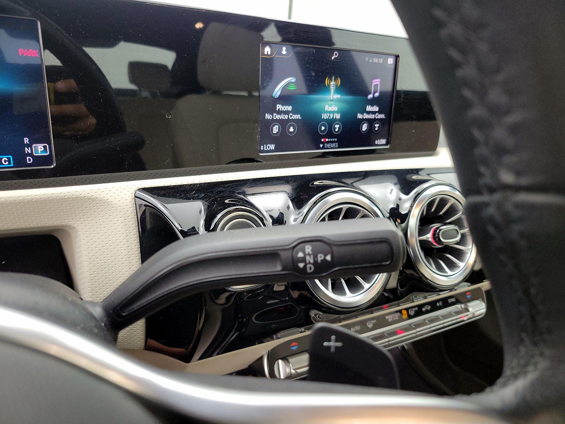 Thumbnail: 2022 Mercedes-Benz CLA - 18