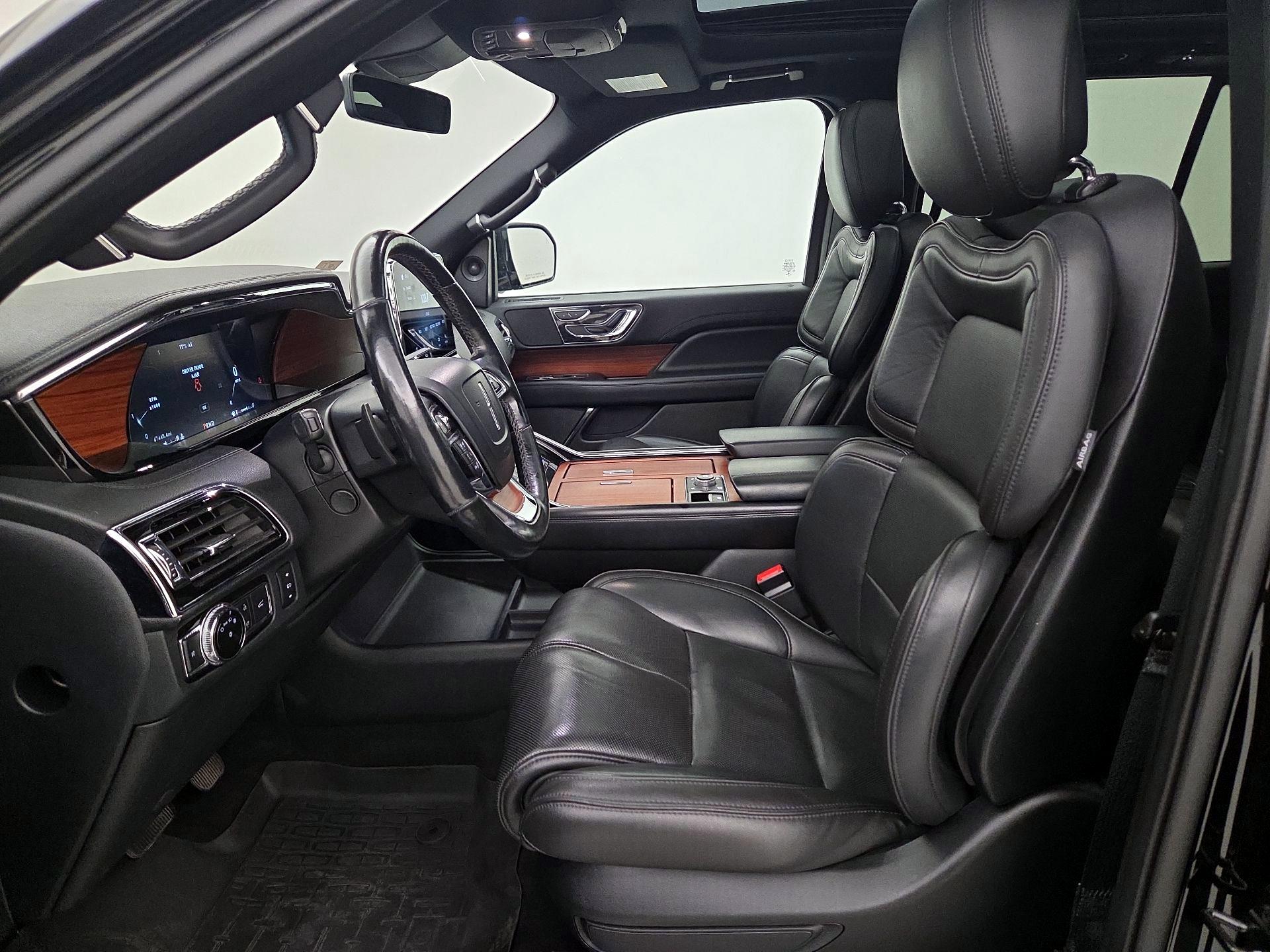 Thumbnail: 2018 Lincoln Navigator - 11