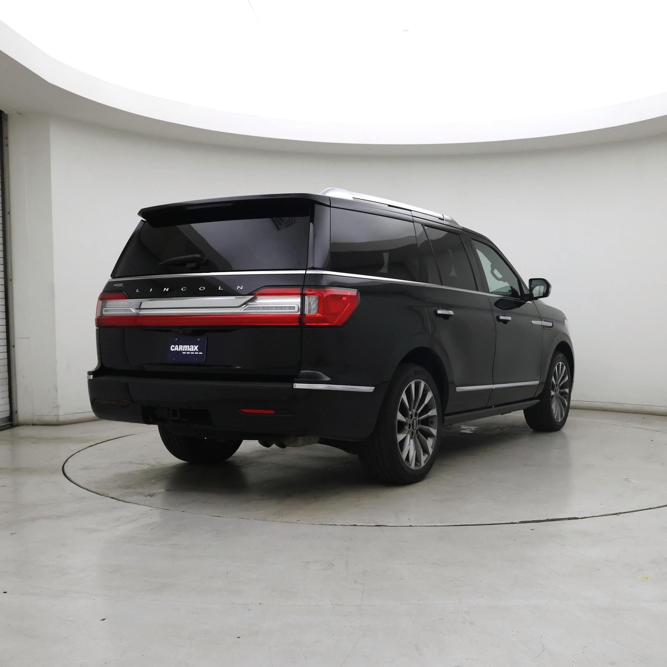 Thumbnail: 2018 Lincoln Navigator - 8