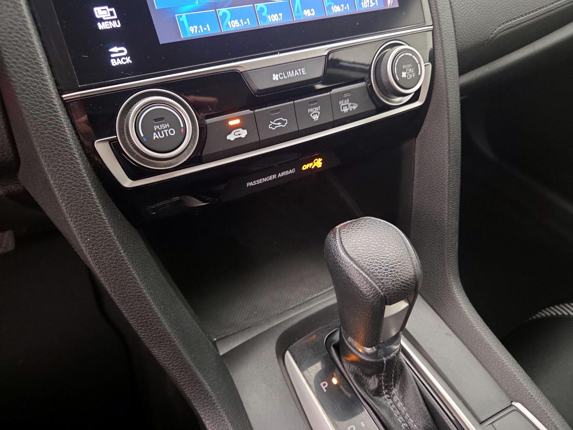 Thumbnail: 2017 Honda Civic - 16