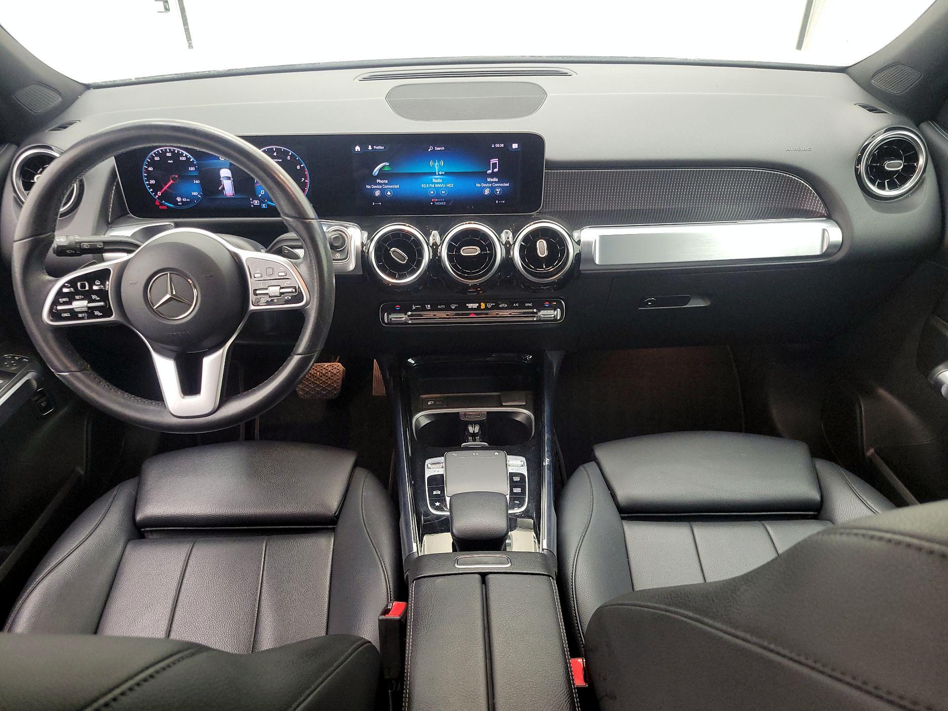 Thumbnail: 2020 Mercedes-Benz GLB - 9