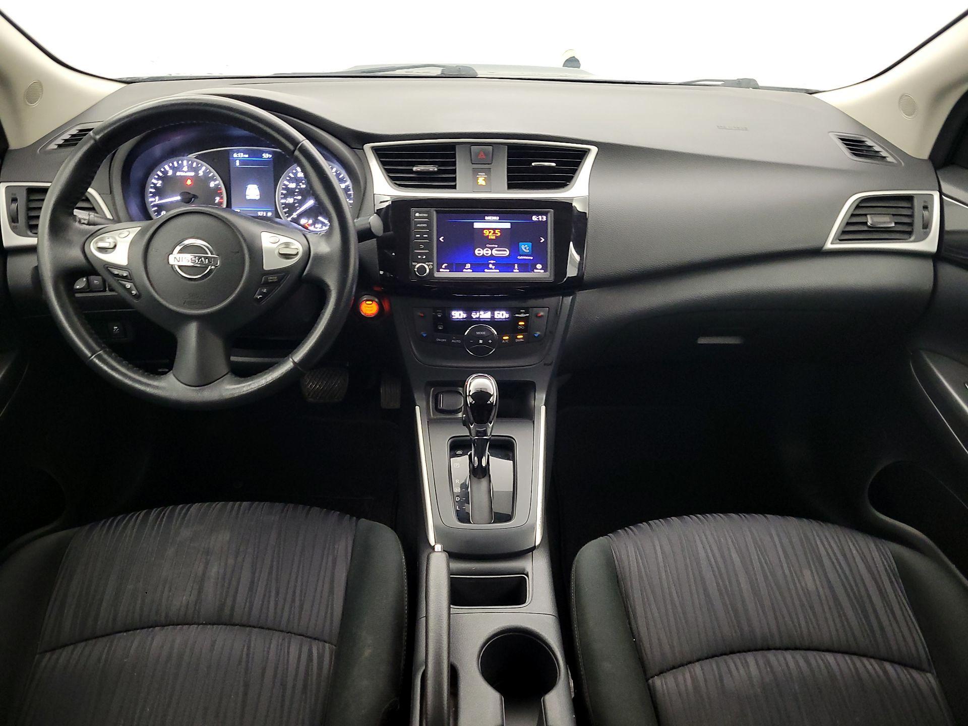 Thumbnail: 2019 Nissan Sentra - 9