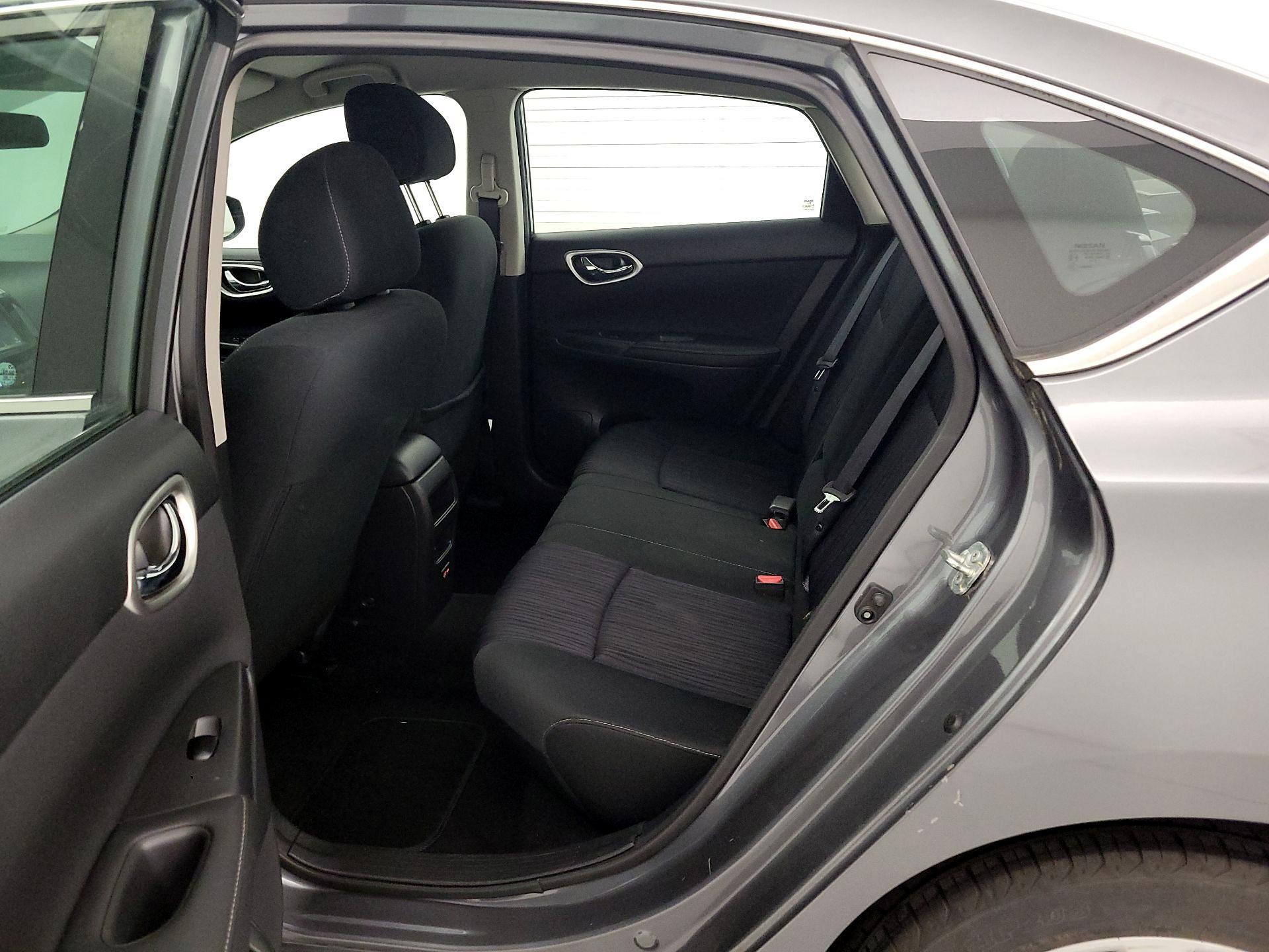 Thumbnail: 2019 Nissan Sentra - 18