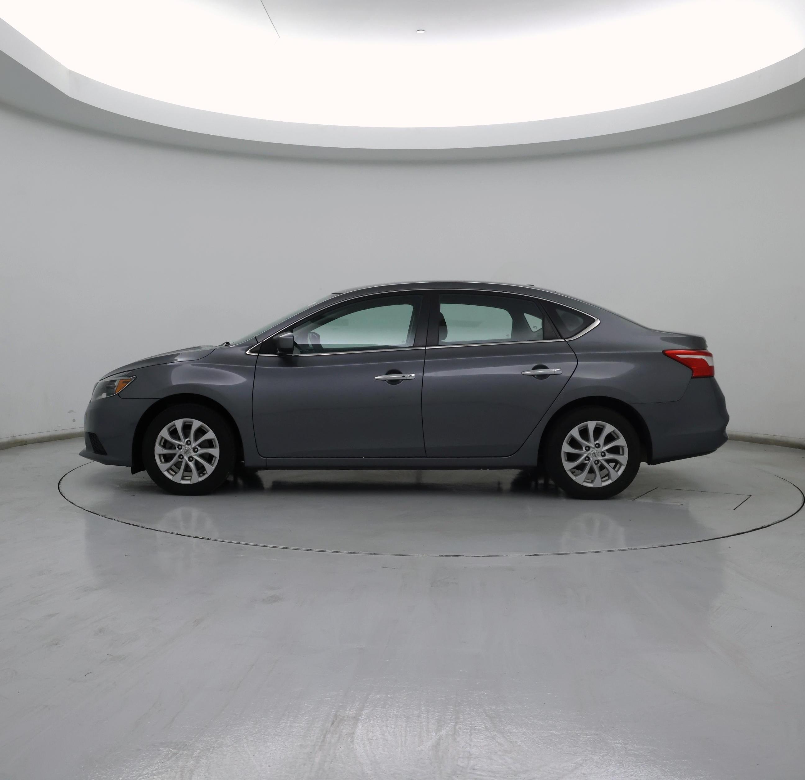 Thumbnail: 2019 Nissan Sentra - 3