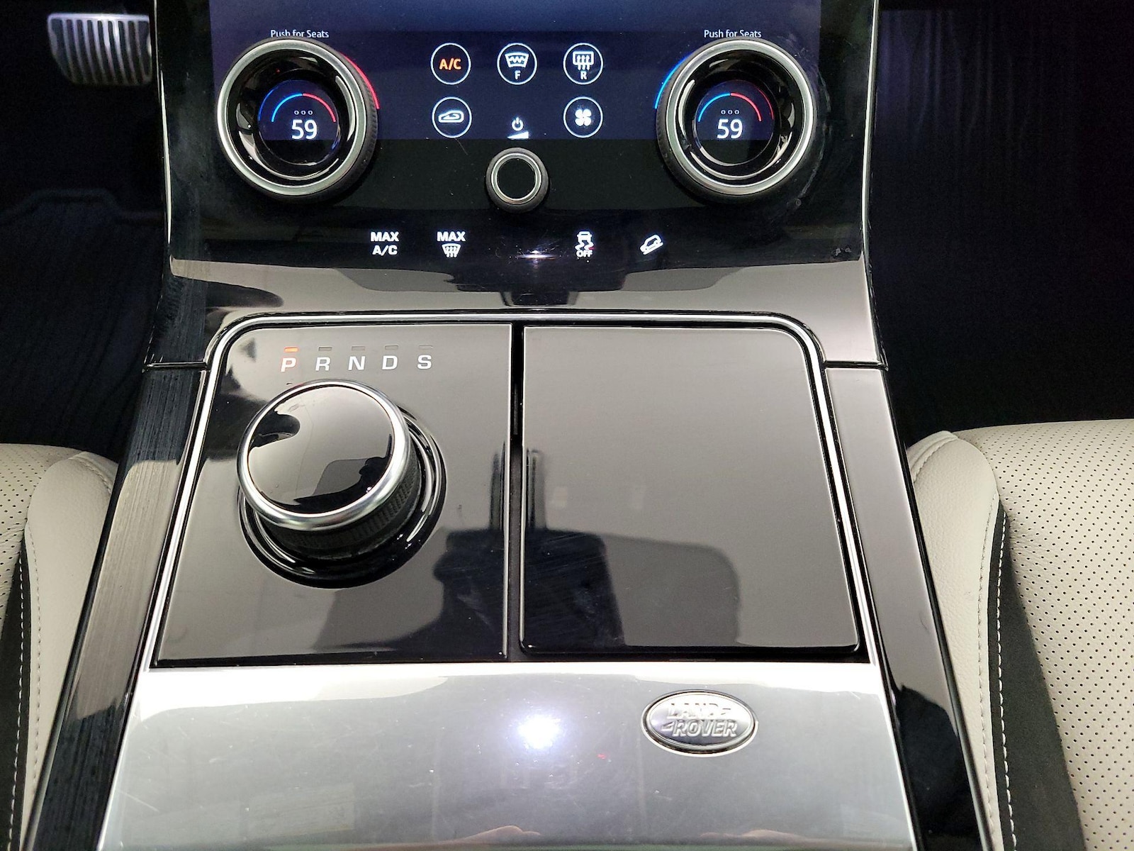 2019 Land Rover Range Rover Velar SE - Photo 19