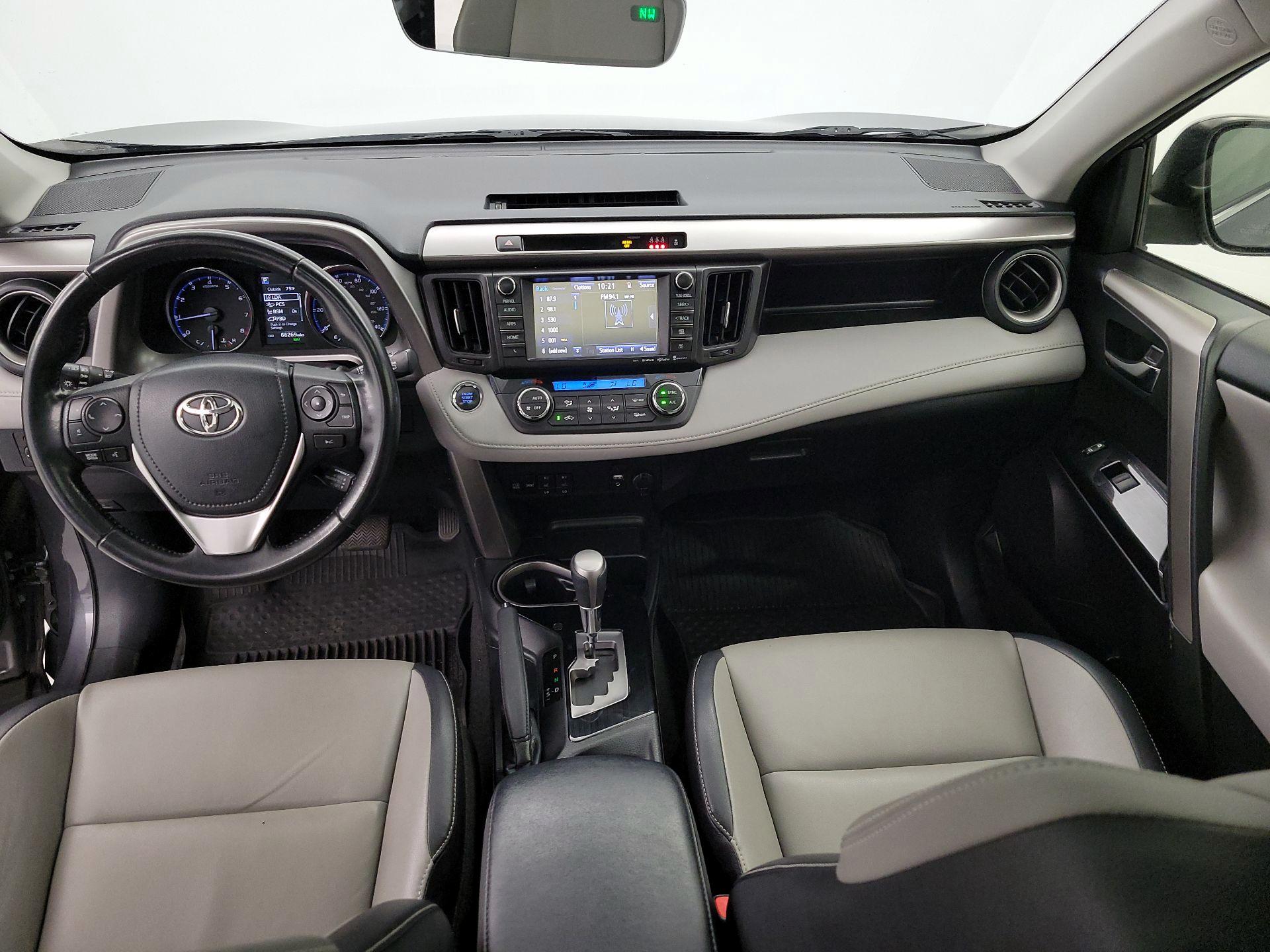 Thumbnail: 2018 Toyota RAV4 - 9