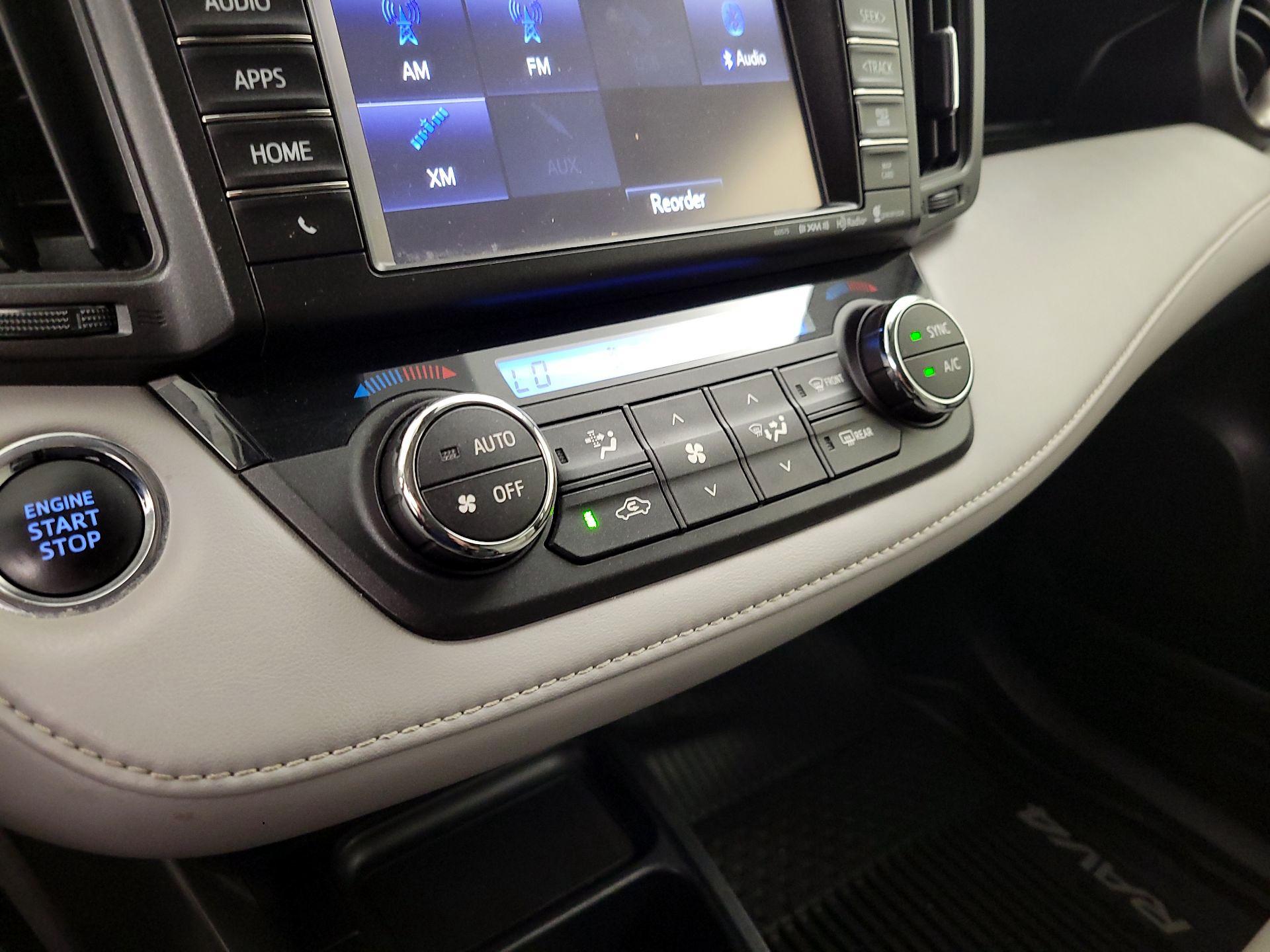 Thumbnail: 2018 Toyota RAV4 - 16