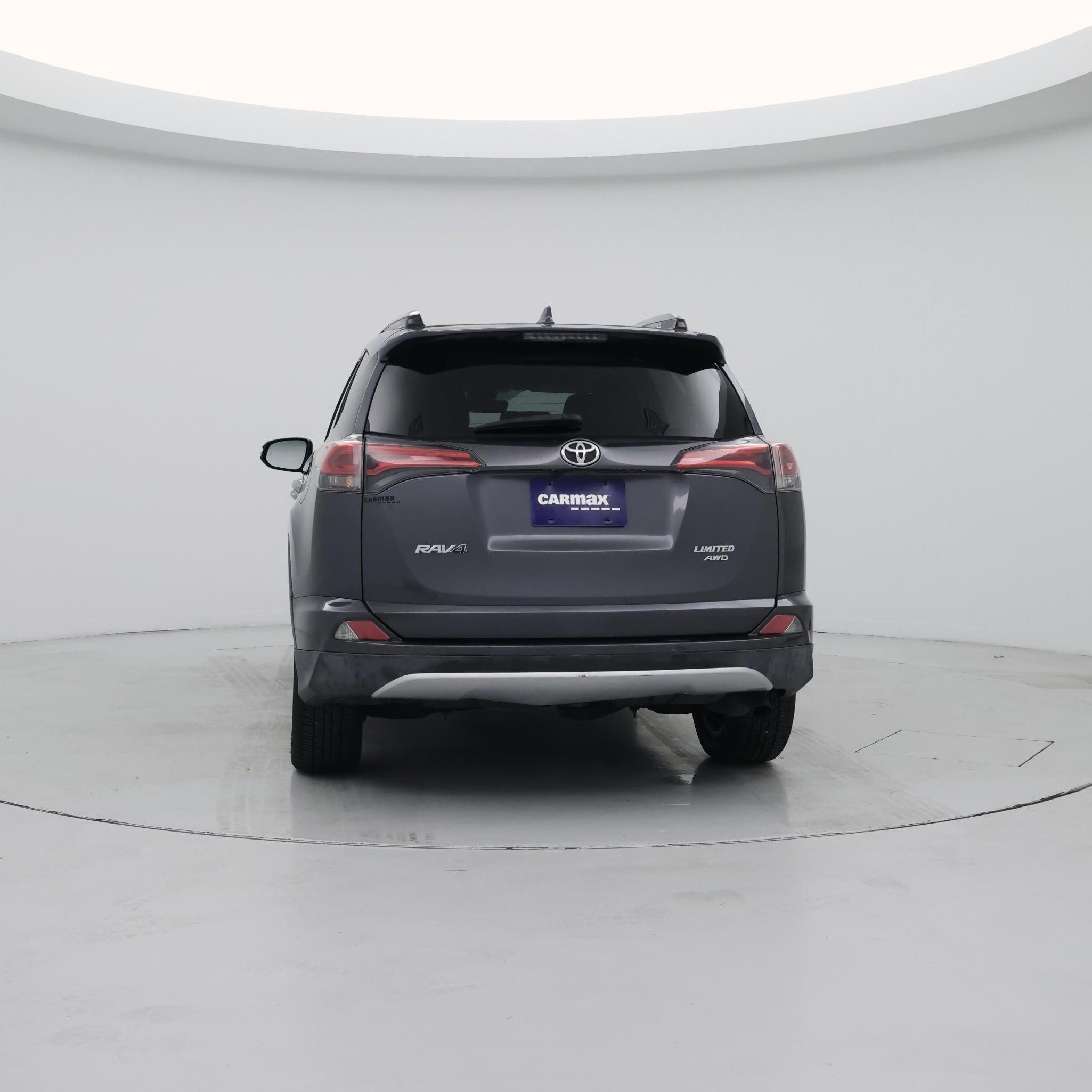 Thumbnail: 2018 Toyota RAV4 - 6