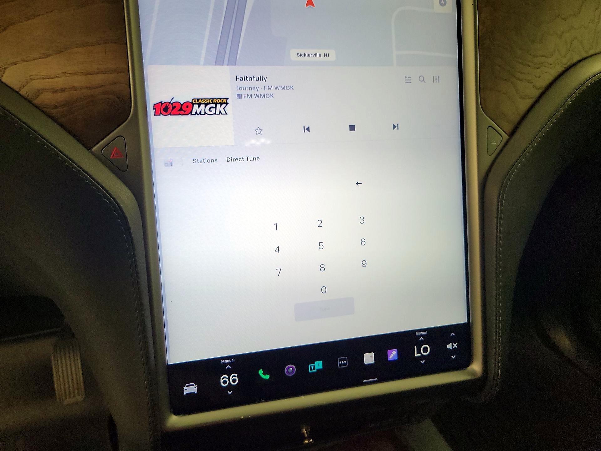 Thumbnail: 2020 Tesla Model X - 14