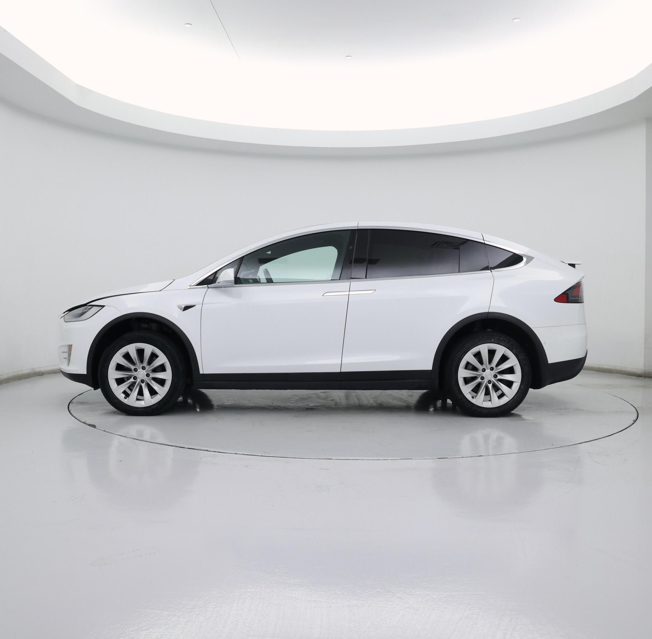 Thumbnail: 2020 Tesla Model X - 3