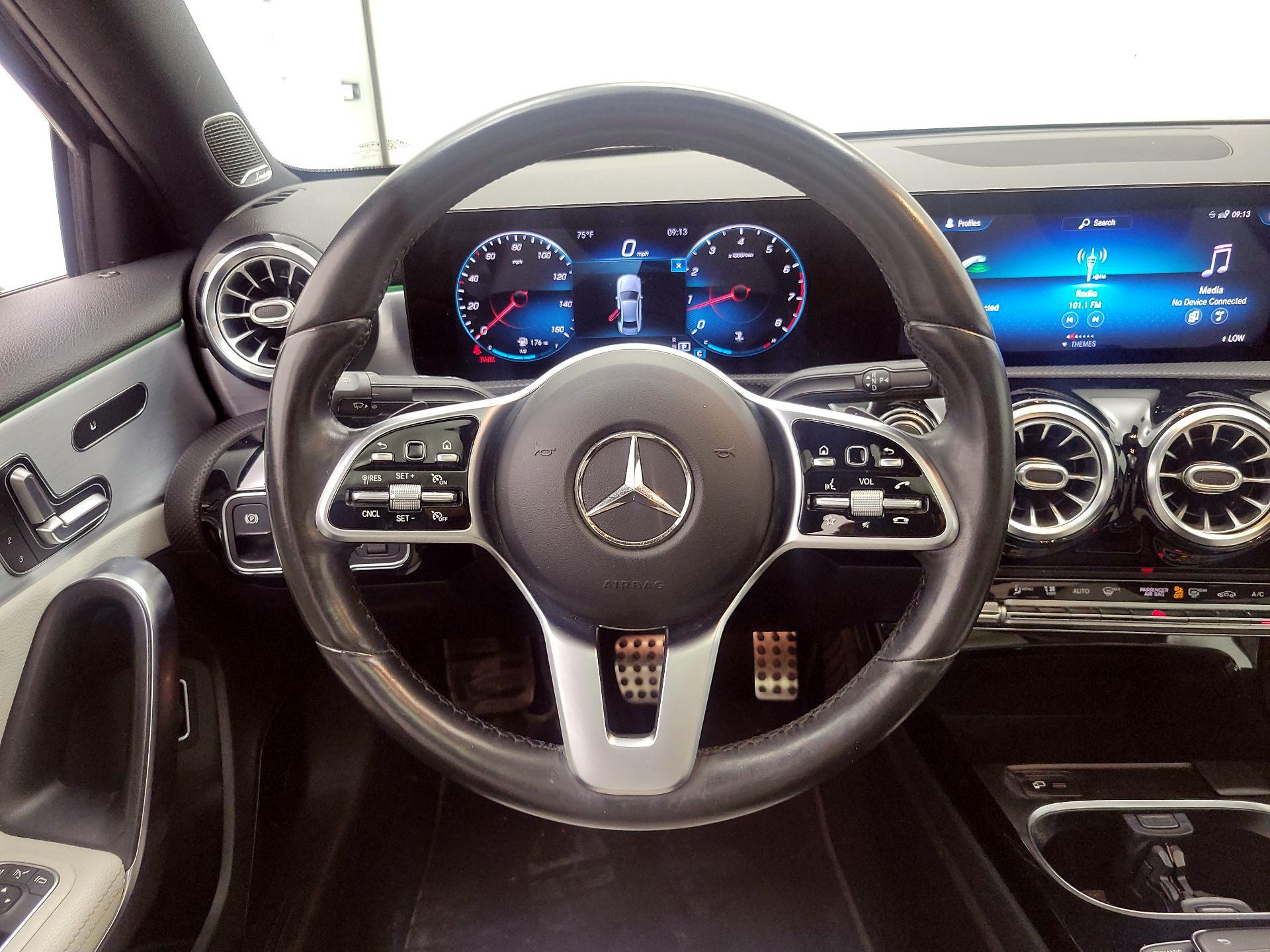 Thumbnail: 2021 Mercedes-Benz A-Class - 10