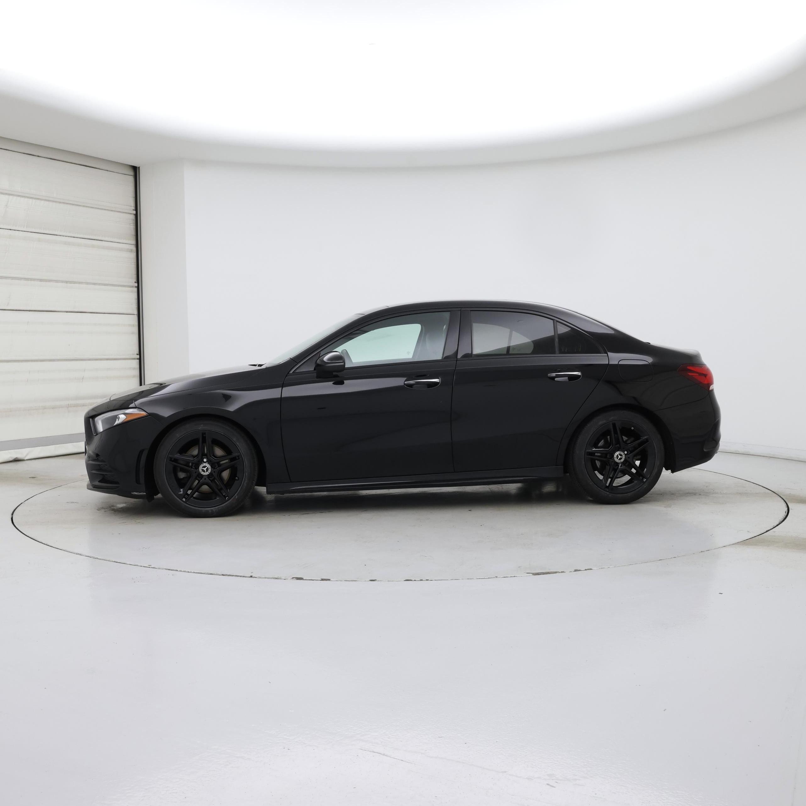 Thumbnail: 2021 Mercedes-Benz A-Class - 3
