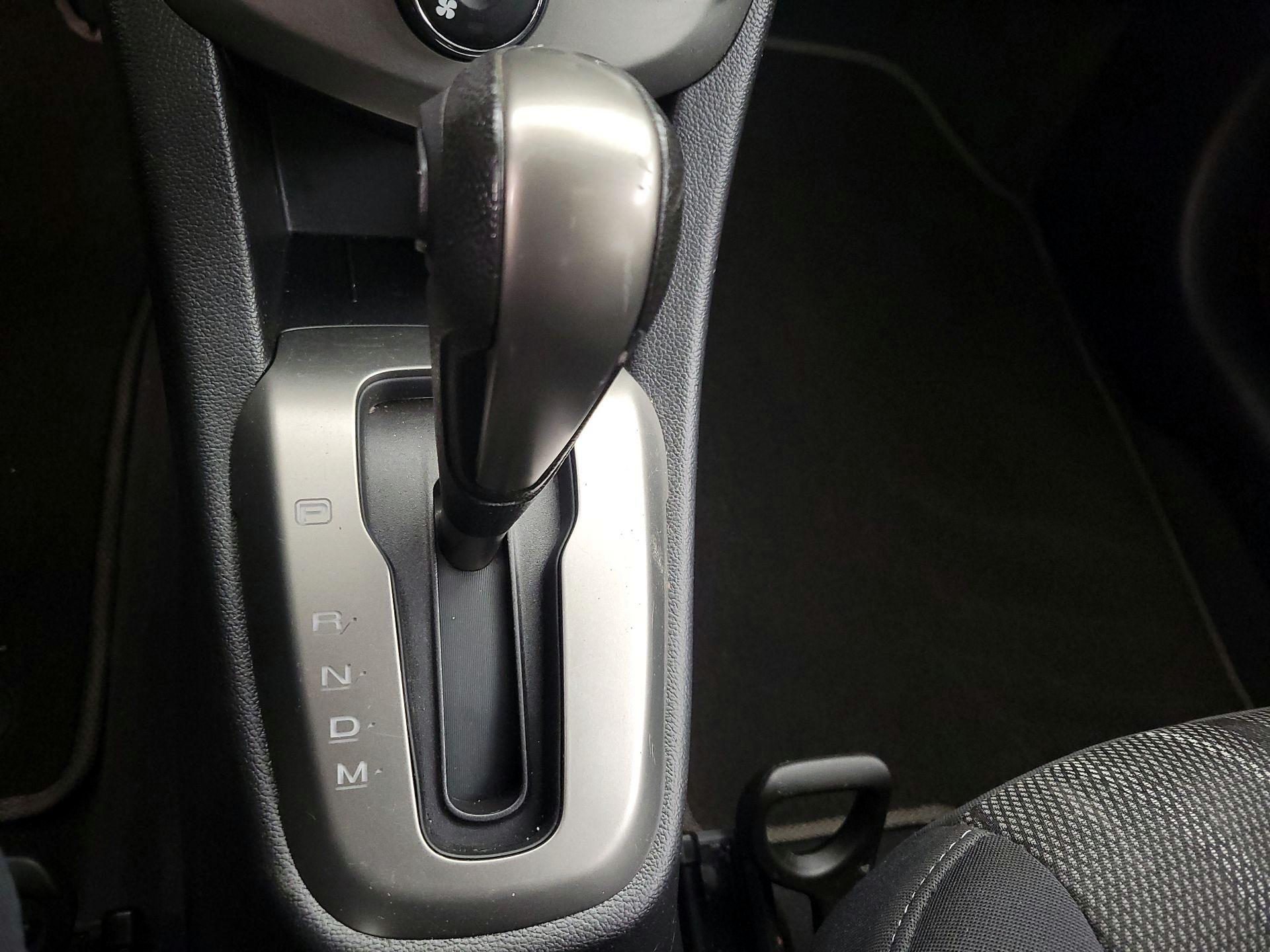 Thumbnail: 2015 Chevrolet Sonic - 17
