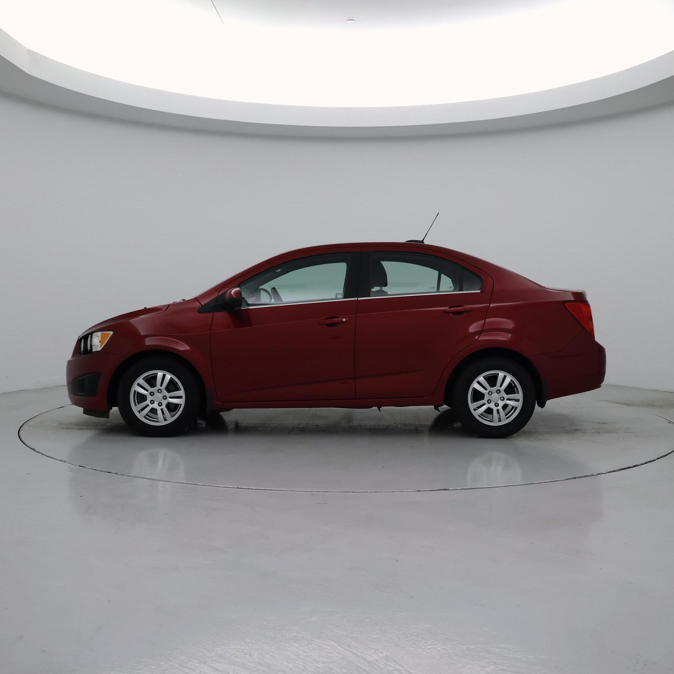 Thumbnail: 2015 Chevrolet Sonic - 3
