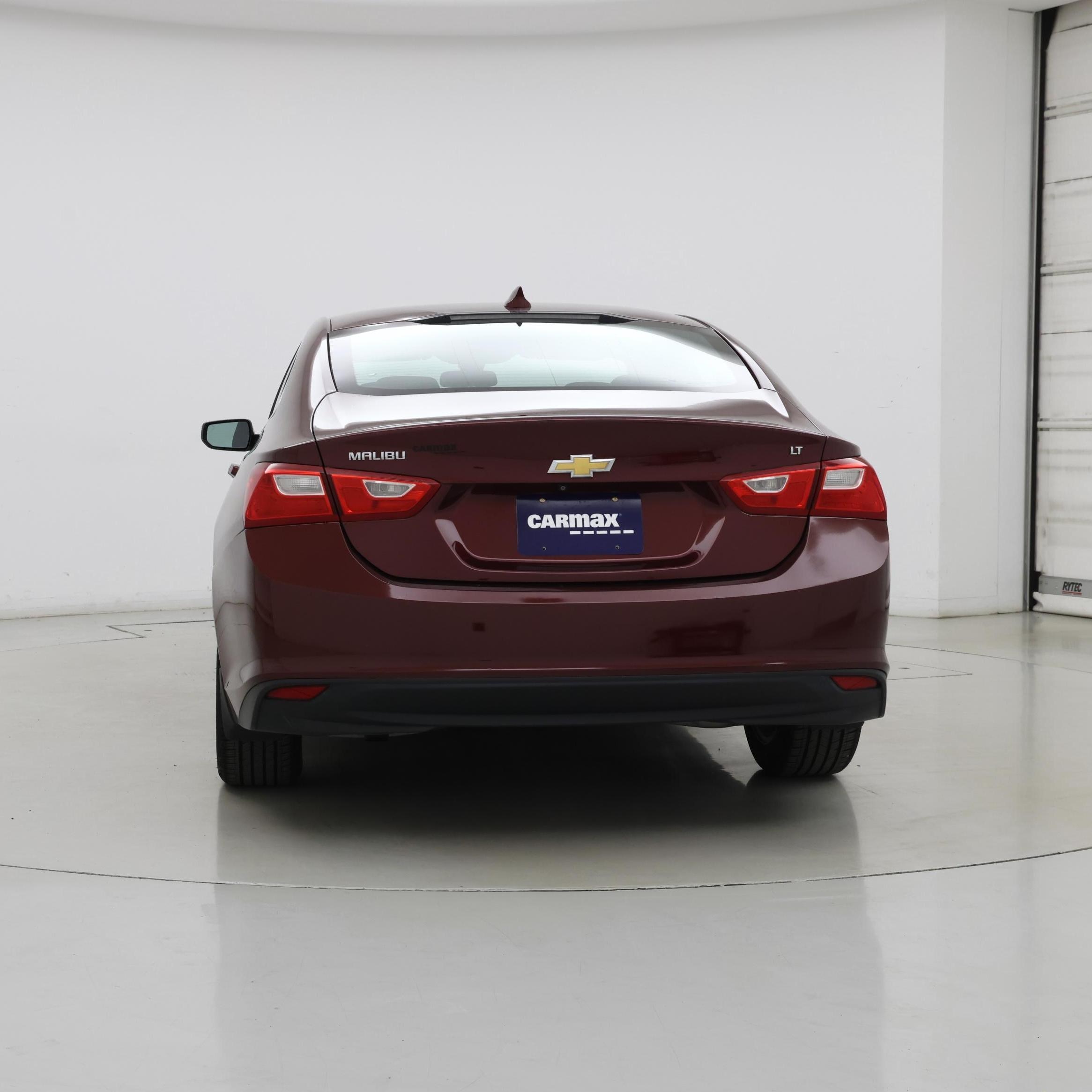 Thumbnail: 2016 Chevrolet Malibu - 6