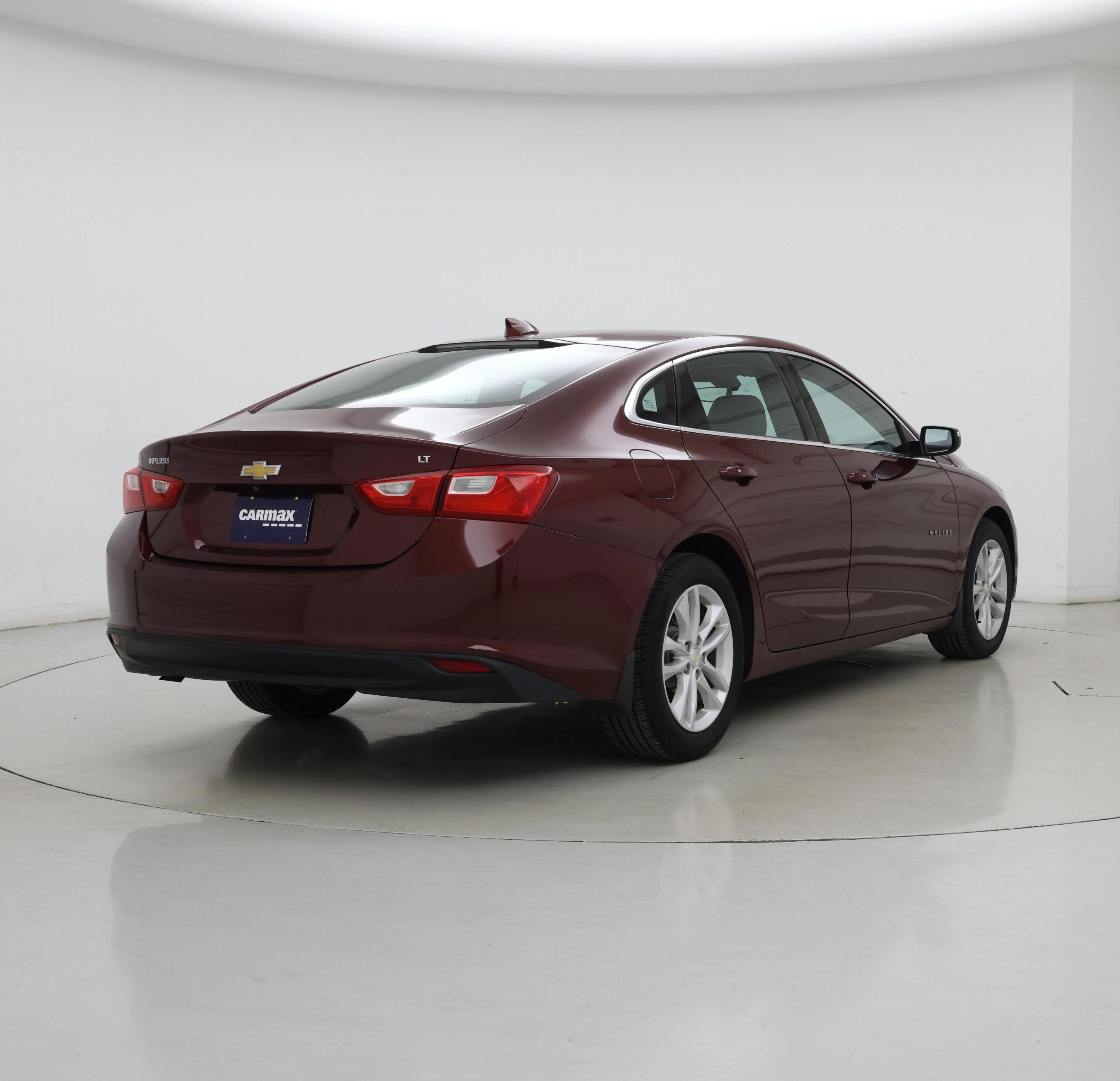 Thumbnail: 2016 Chevrolet Malibu - 8
