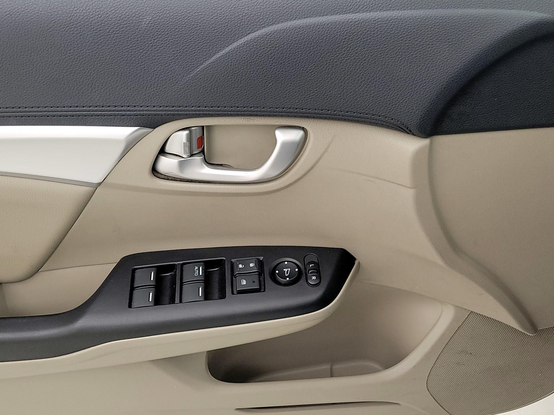 Thumbnail: 2014 Honda Civic - 12