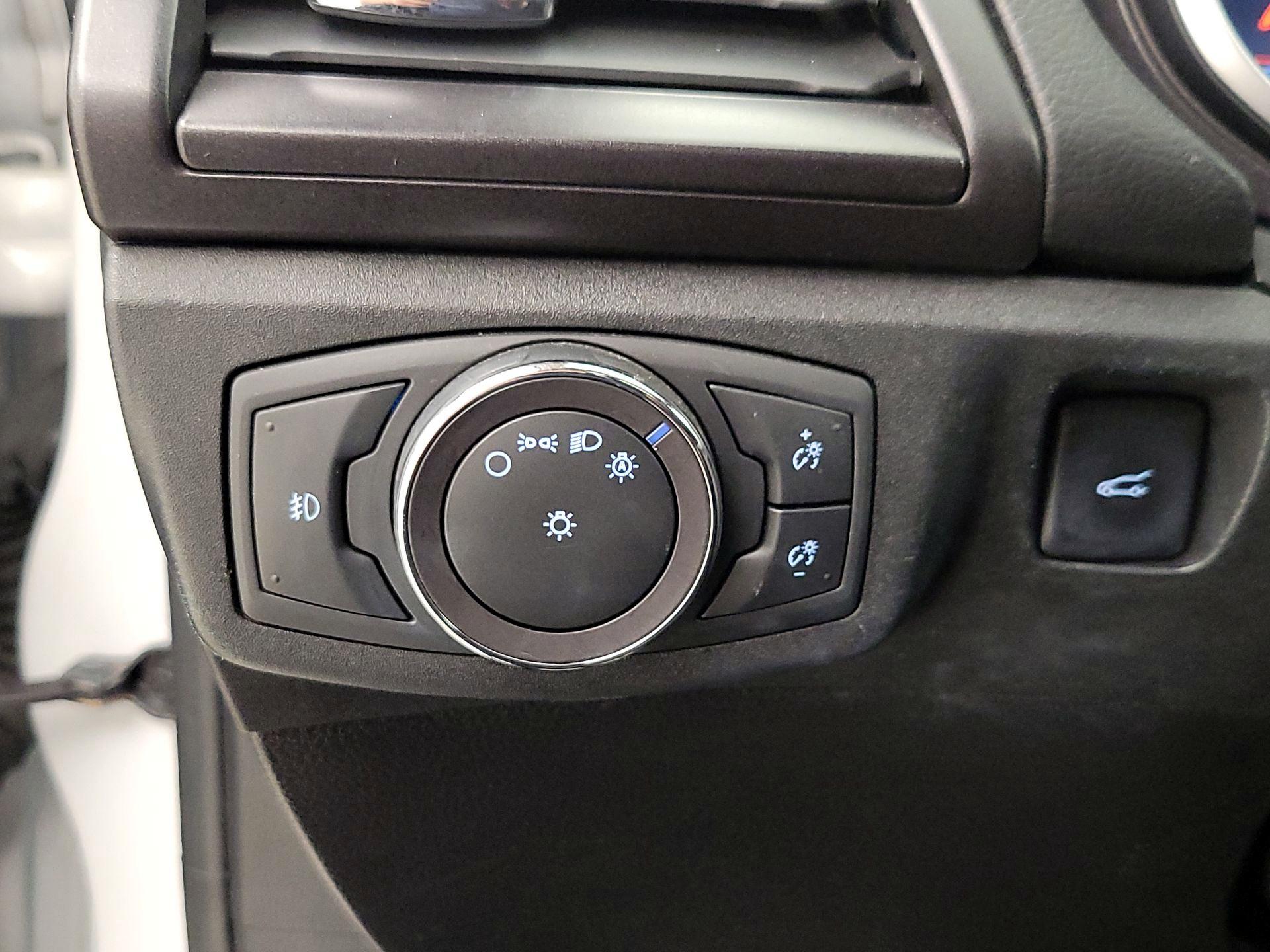 Thumbnail: 2019 Ford Fusion - 13