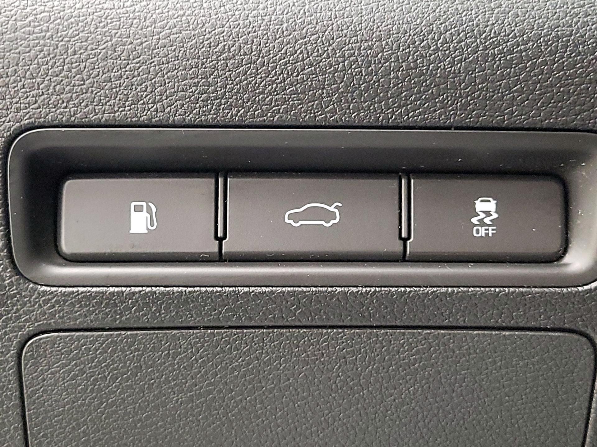 Thumbnail: 2019 Hyundai Sonata - 13
