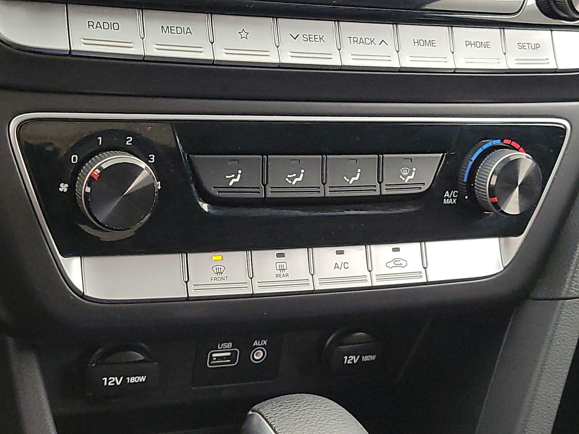 Thumbnail: 2019 Hyundai Sonata - 16