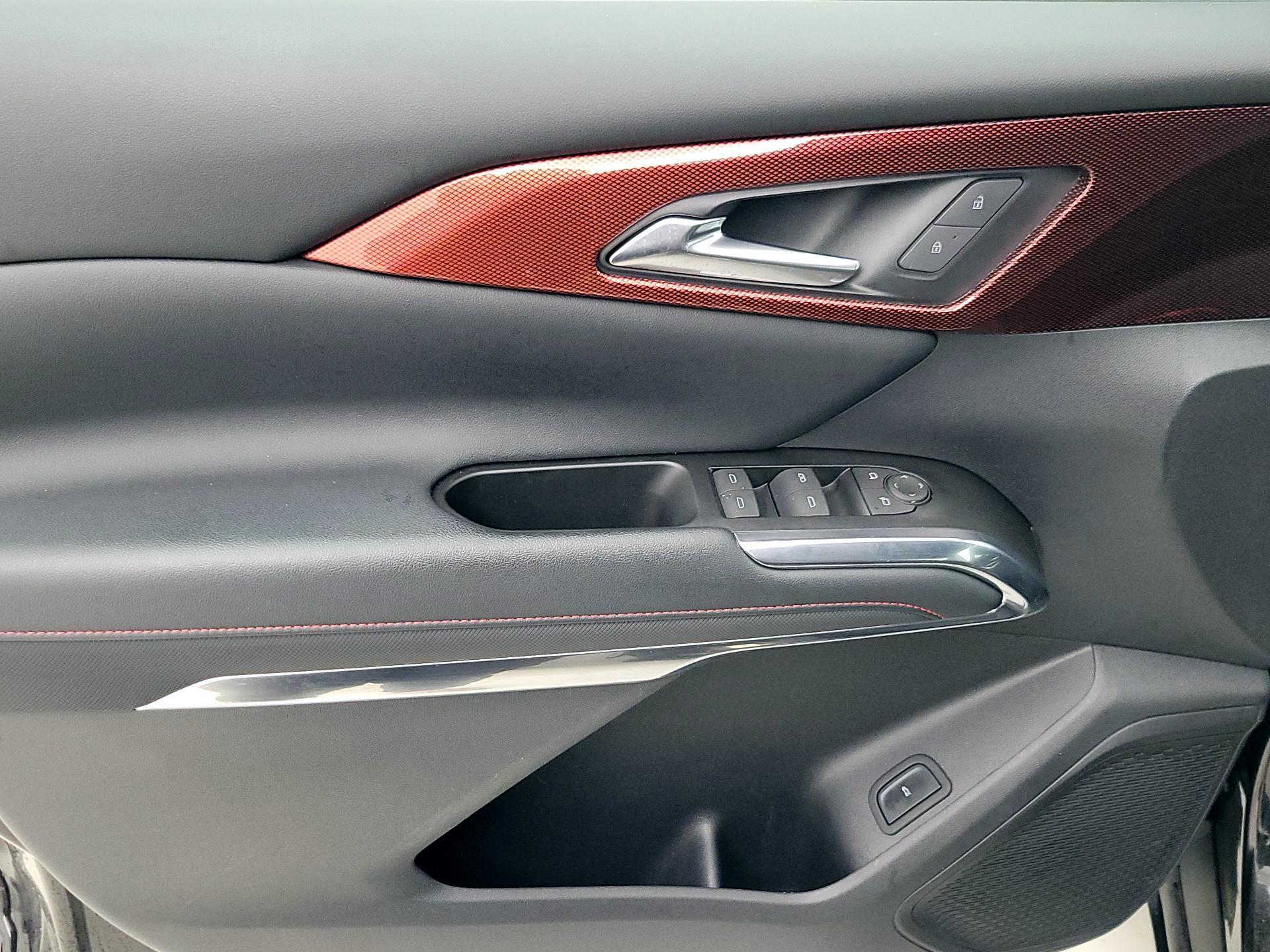 Thumbnail: 2024 Chevrolet Traverse - 10