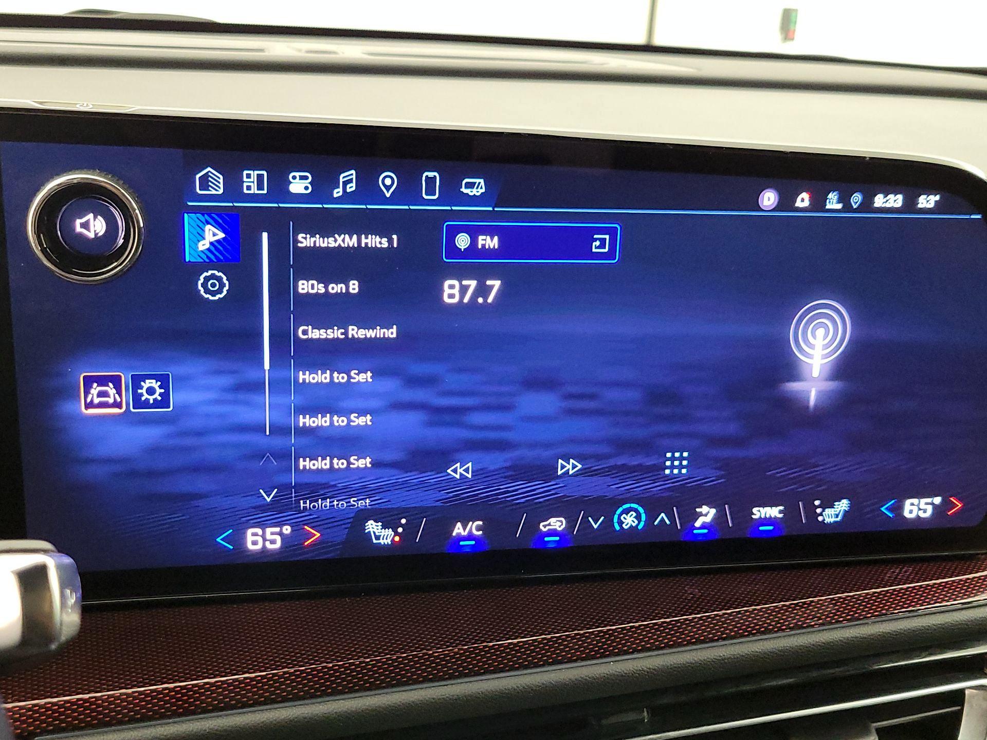 Thumbnail: 2024 Chevrolet Traverse - 14