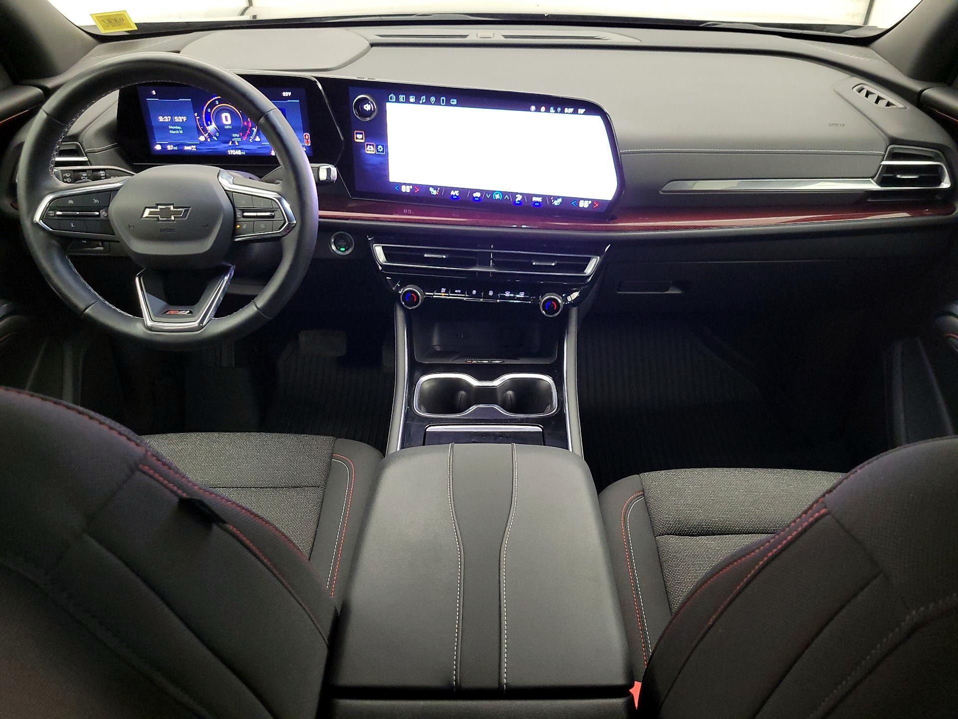 Thumbnail: 2024 Chevrolet Traverse - 8