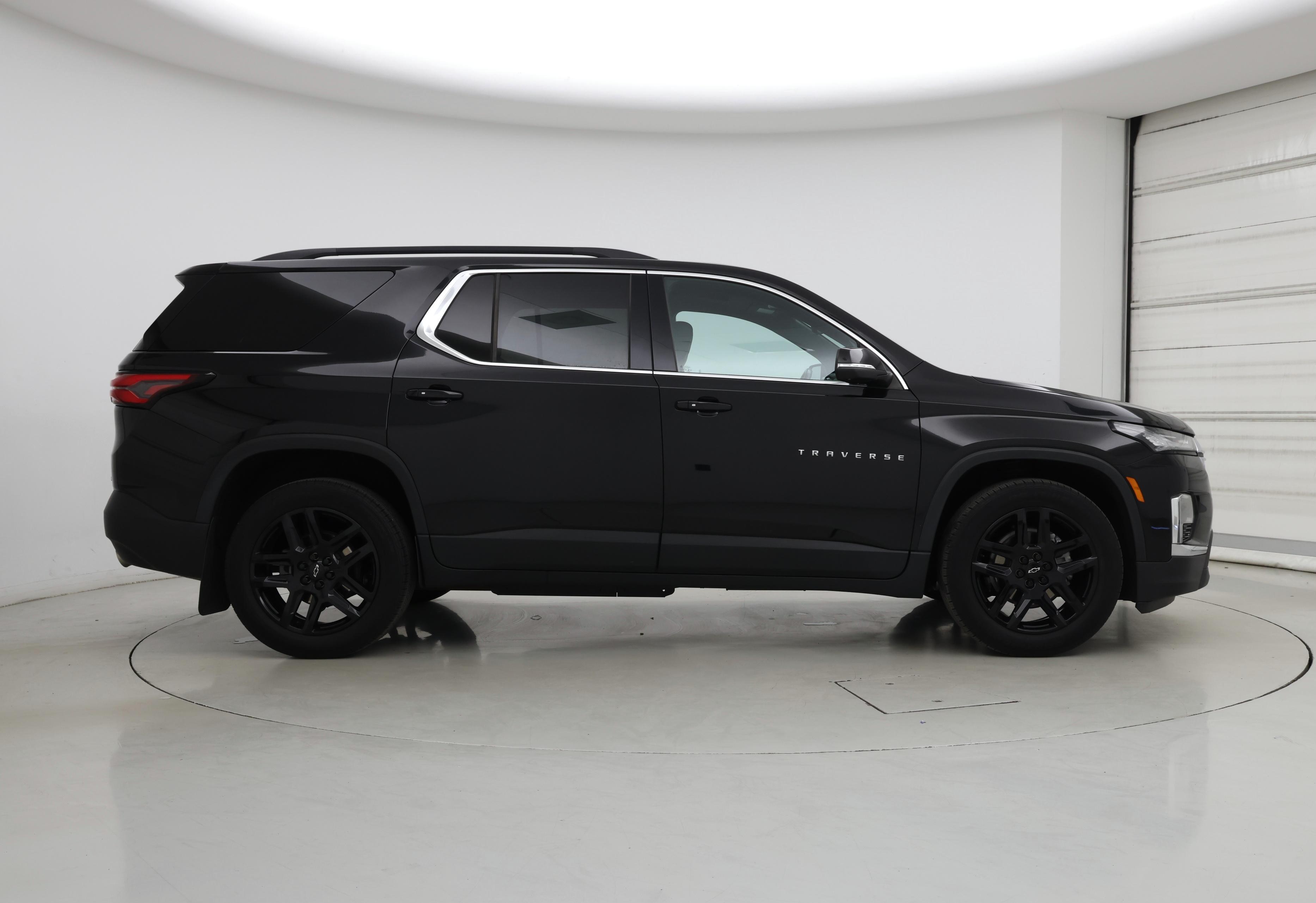 Thumbnail: 2022 Chevrolet Traverse - 7