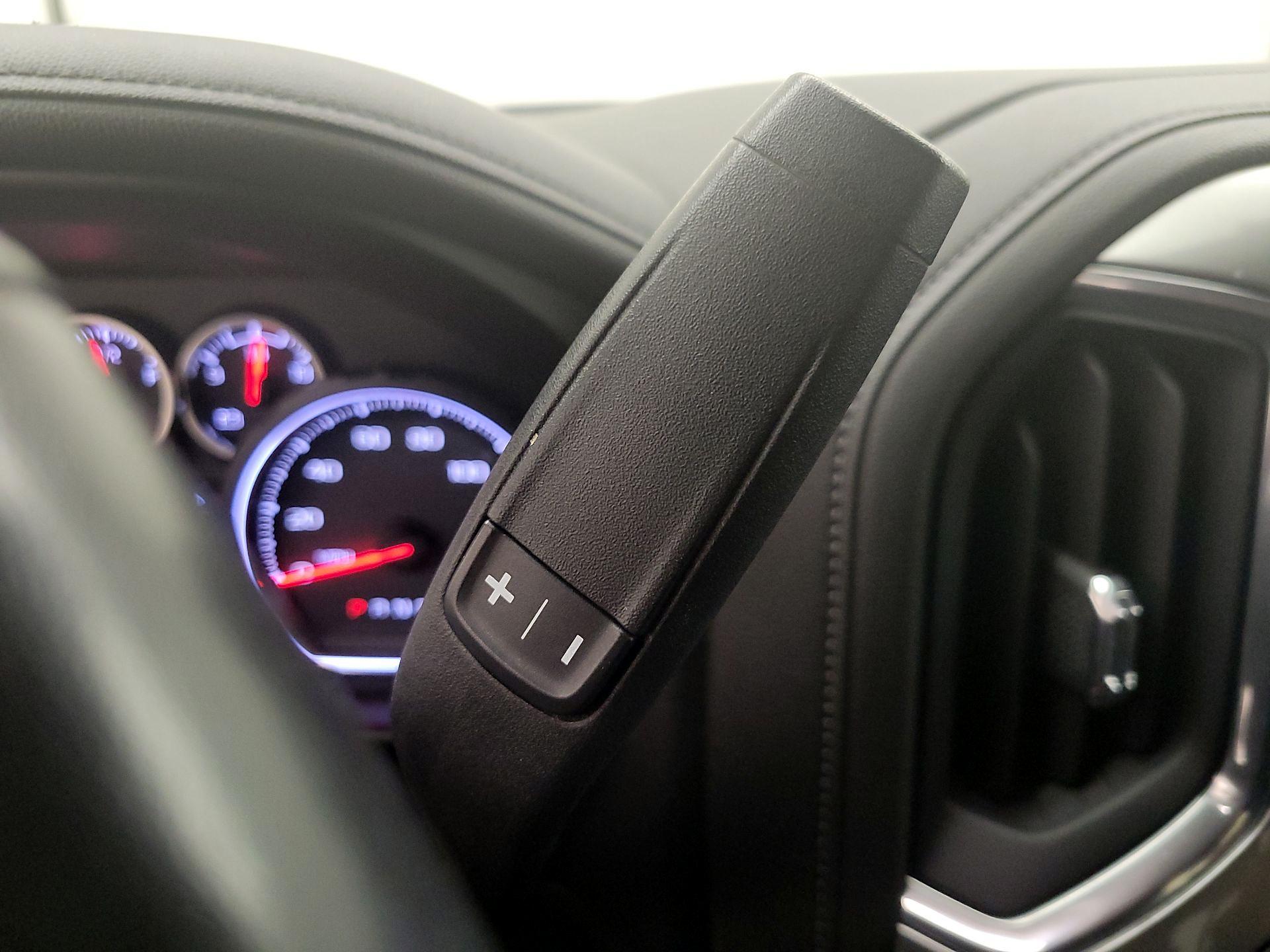 Thumbnail: 2020 Chevrolet Silverado 1500 - 17