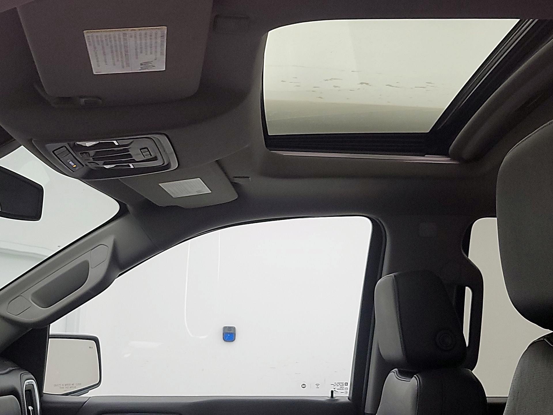 Thumbnail: 2020 Chevrolet Silverado 1500 - 19