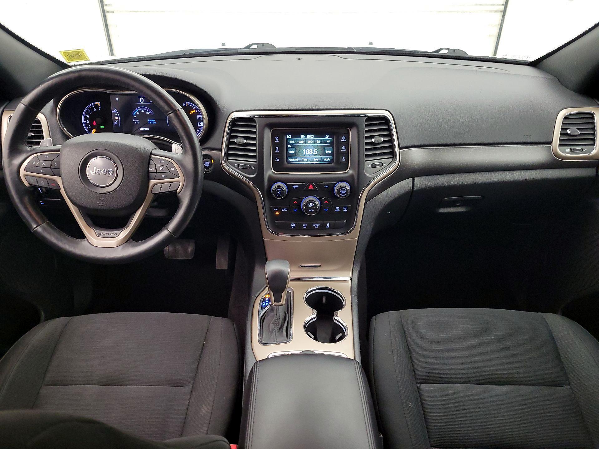 Thumbnail: 2016 Jeep Grand Cherokee - 9