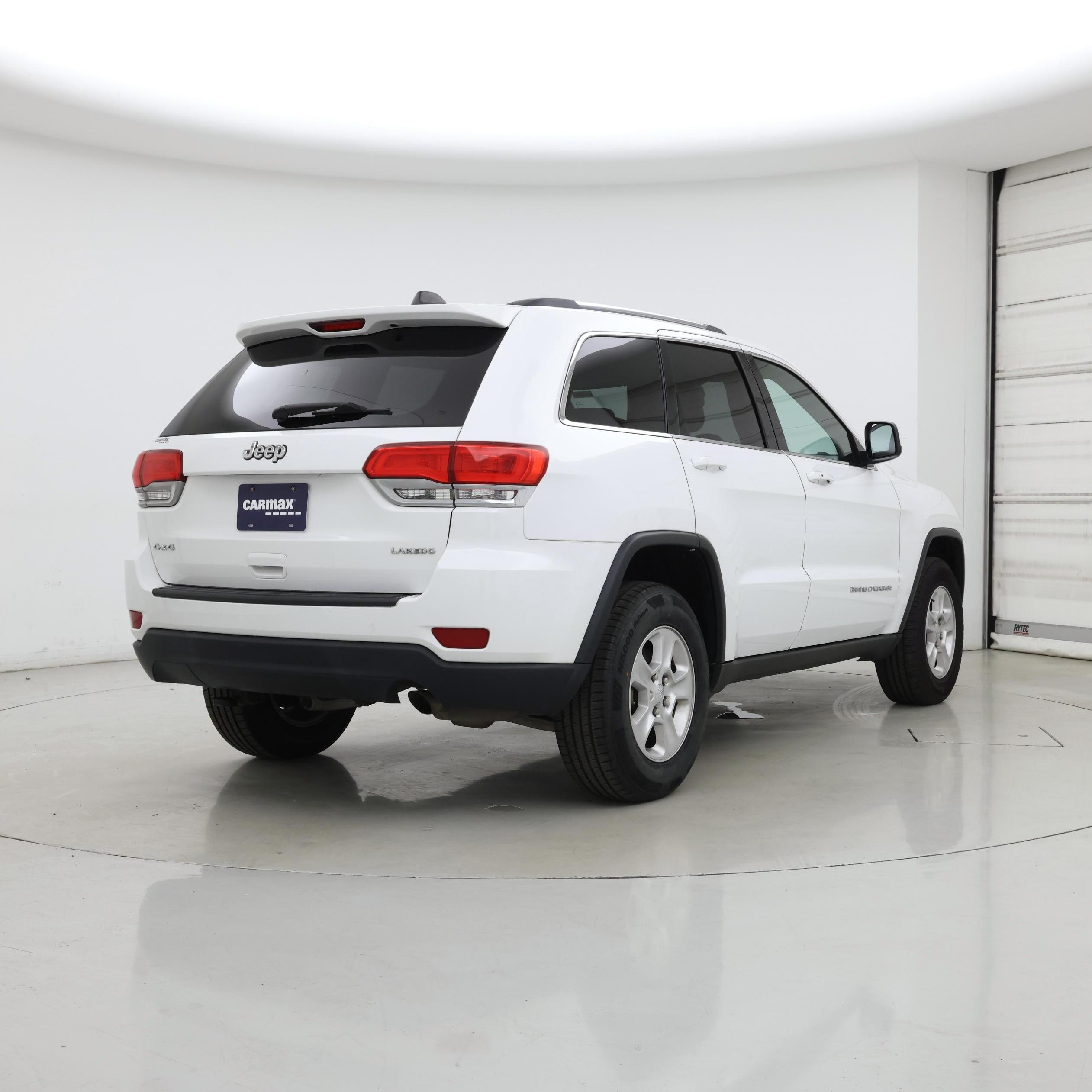 Thumbnail: 2016 Jeep Grand Cherokee - 8