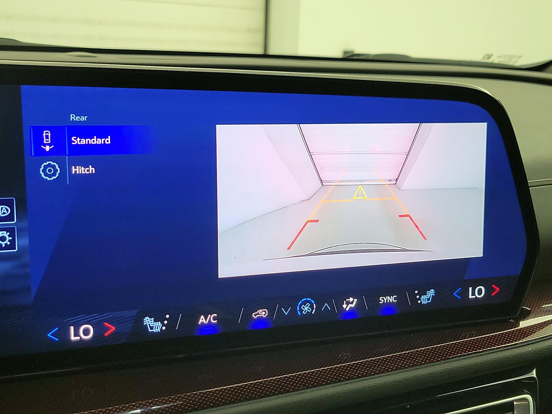 Thumbnail: 2025 Chevrolet Traverse - 15