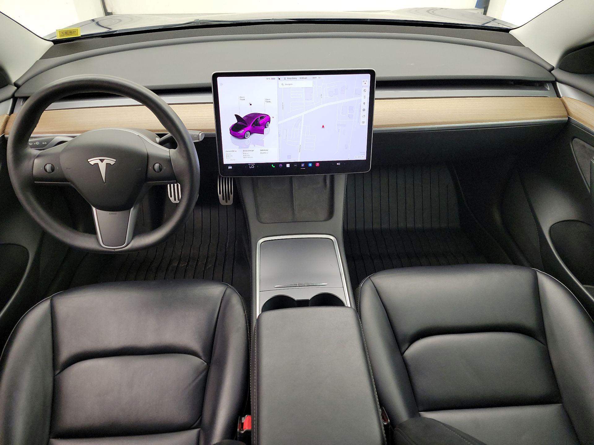 Thumbnail: 2023 Tesla Model 3 - 9