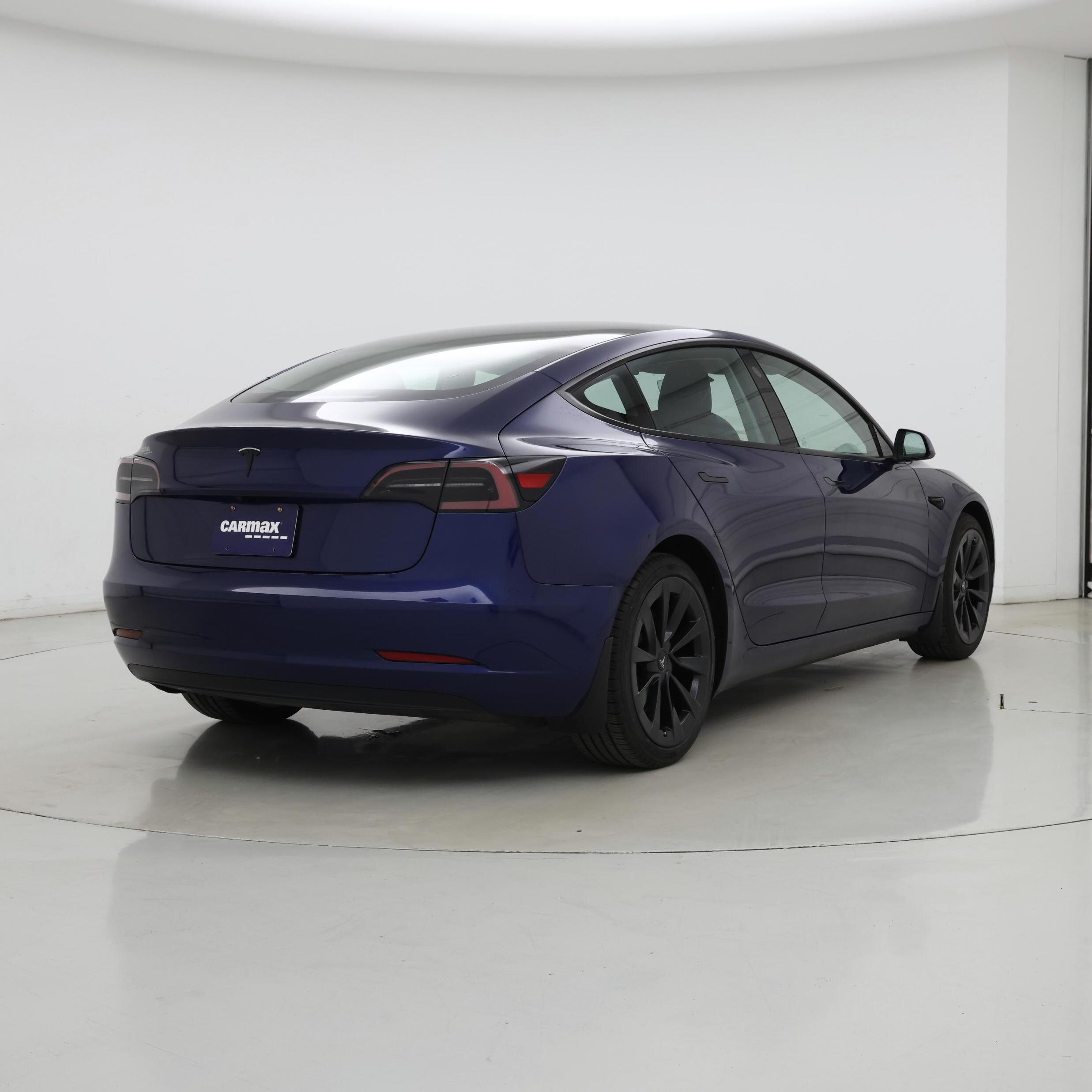 Thumbnail: 2023 Tesla Model 3 - 8