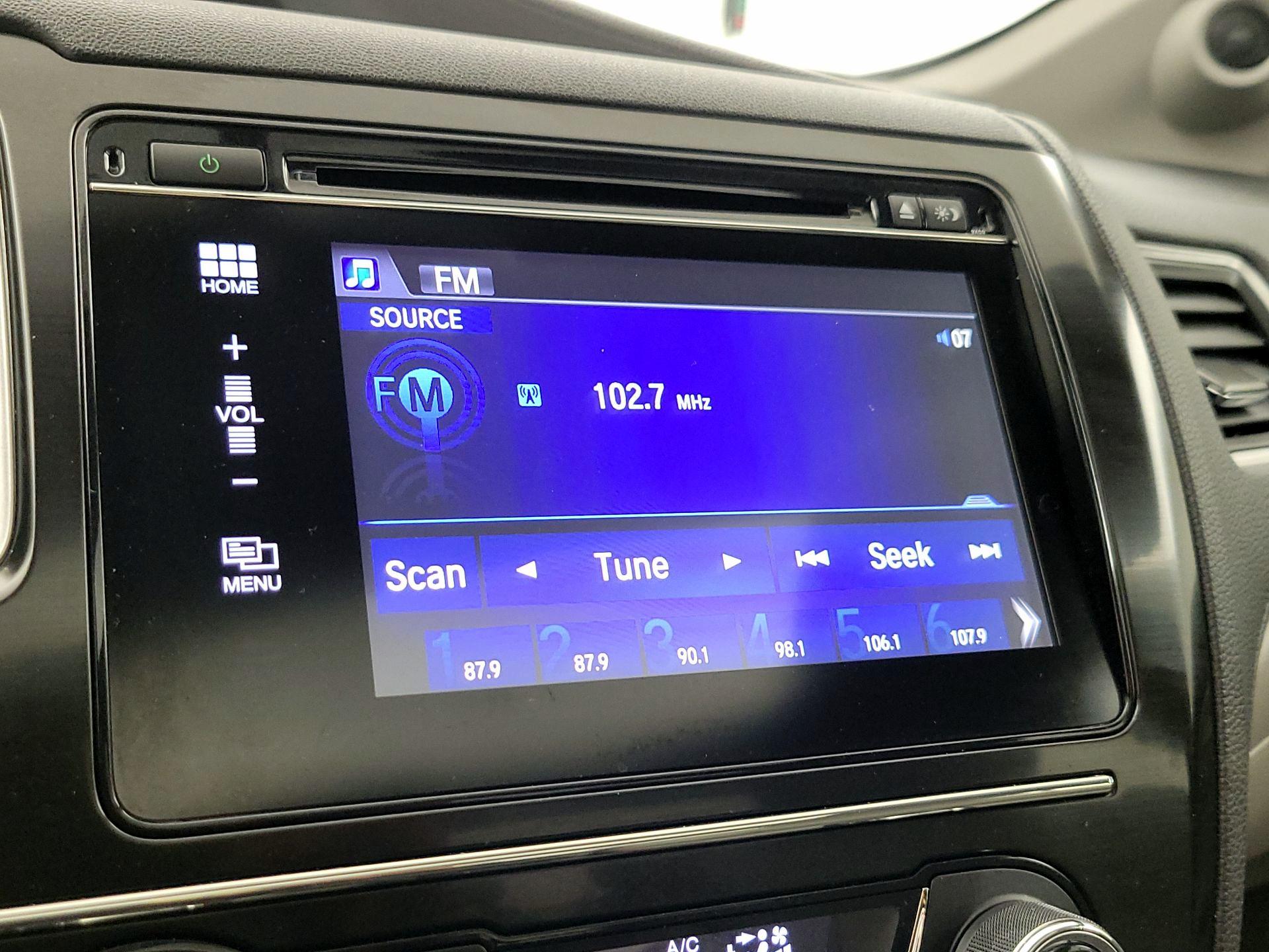 Thumbnail: 2015 Honda Civic - 15