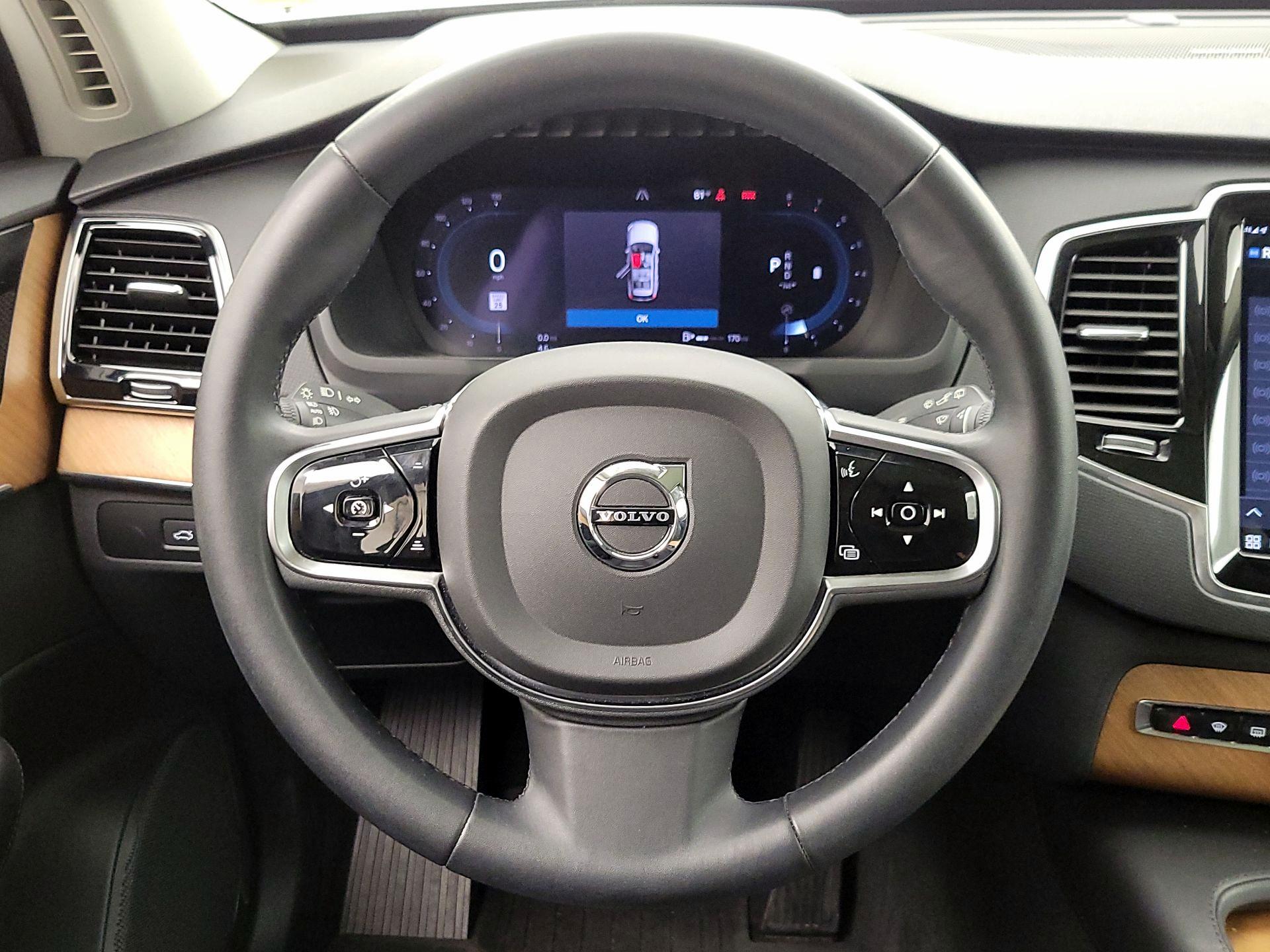 Thumbnail: 2023 Volvo XC90 - 10