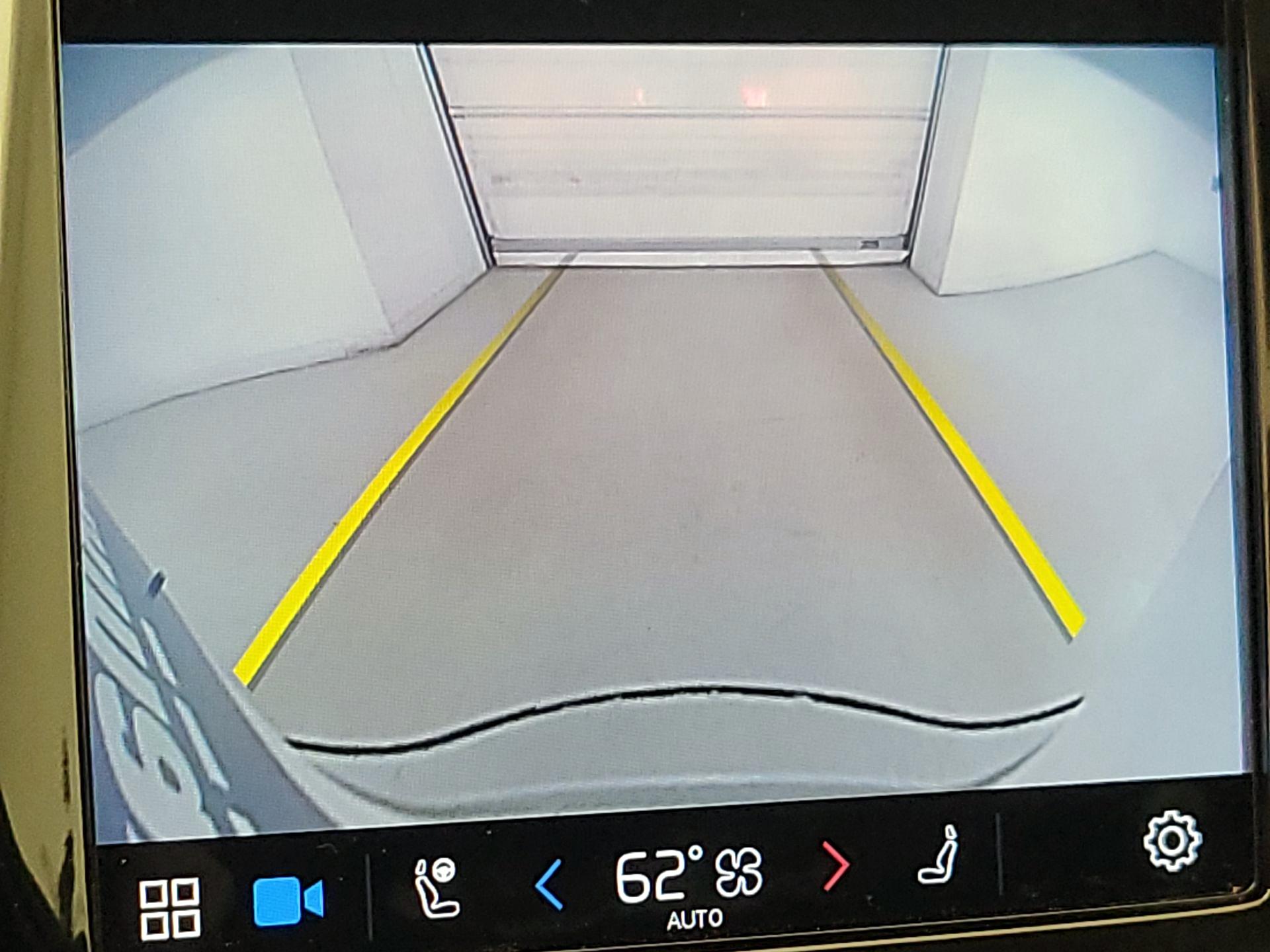 Thumbnail: 2023 Volvo XC90 - 14