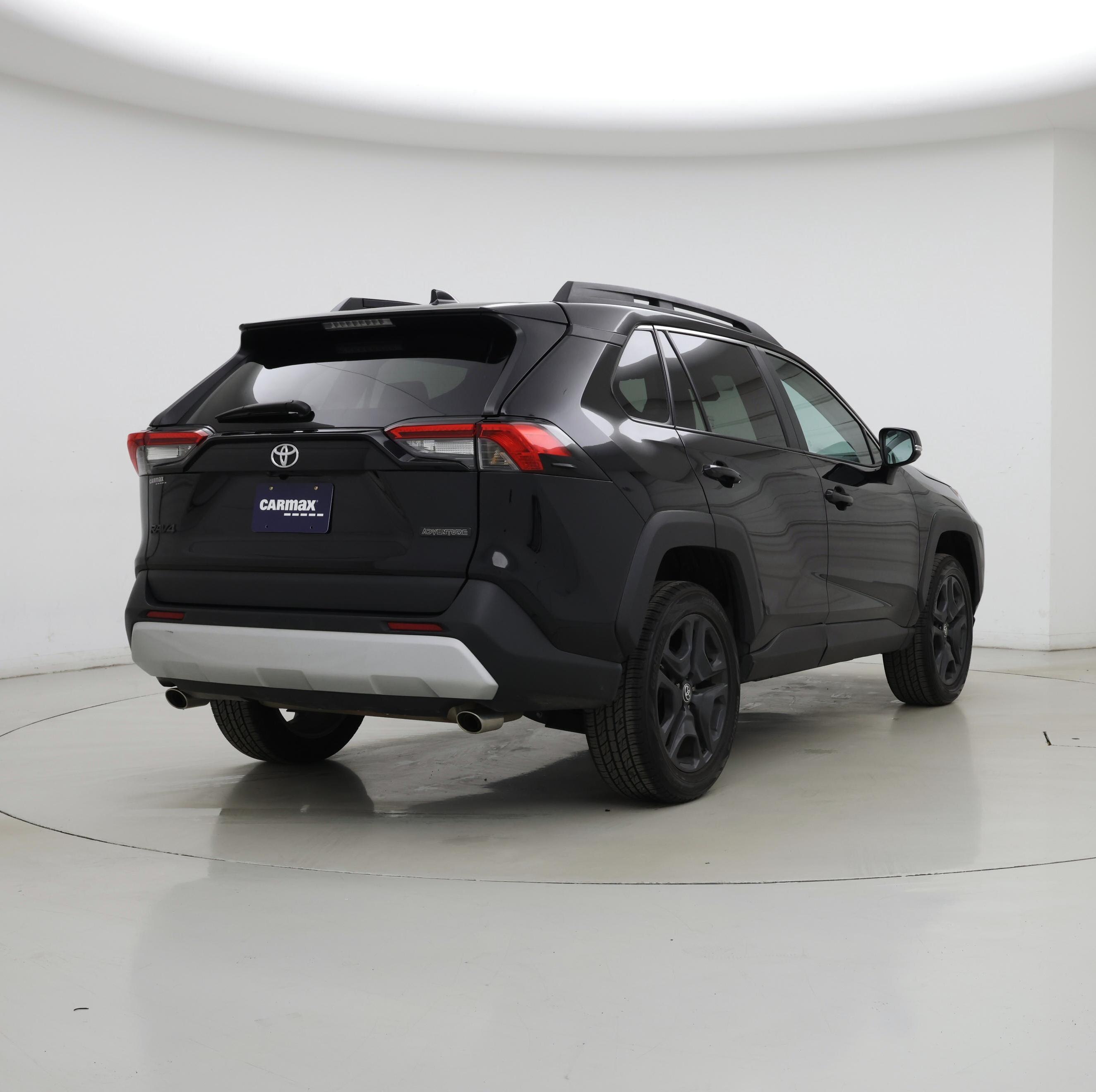 Thumbnail: 2024 Toyota RAV4 - 8