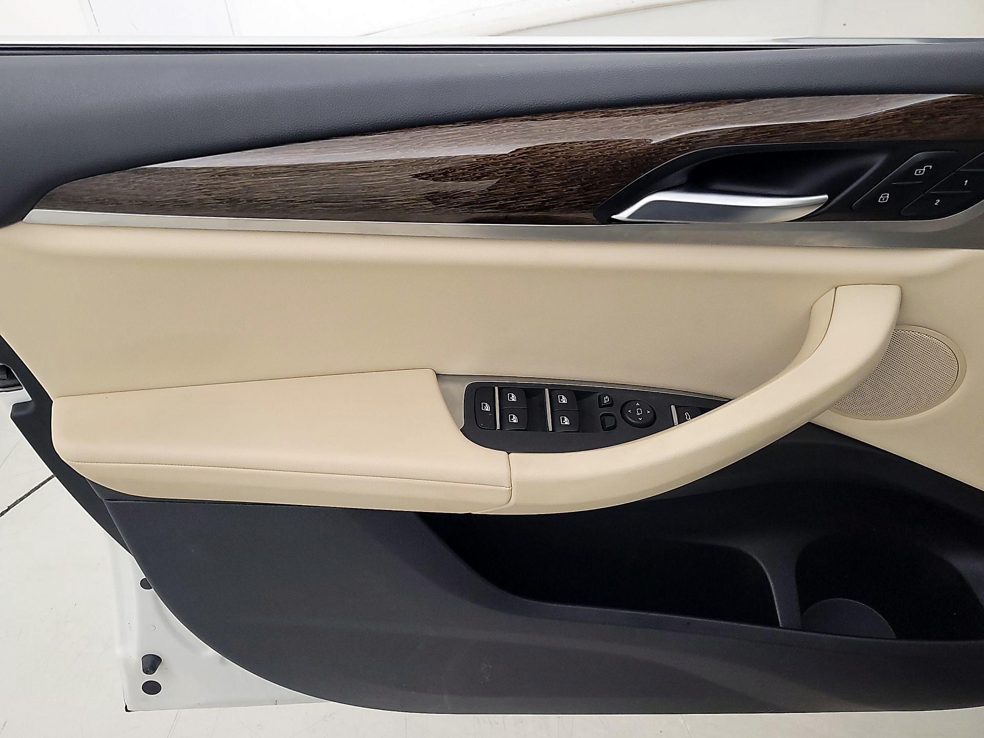 Thumbnail: 2019 BMW X3 - 12