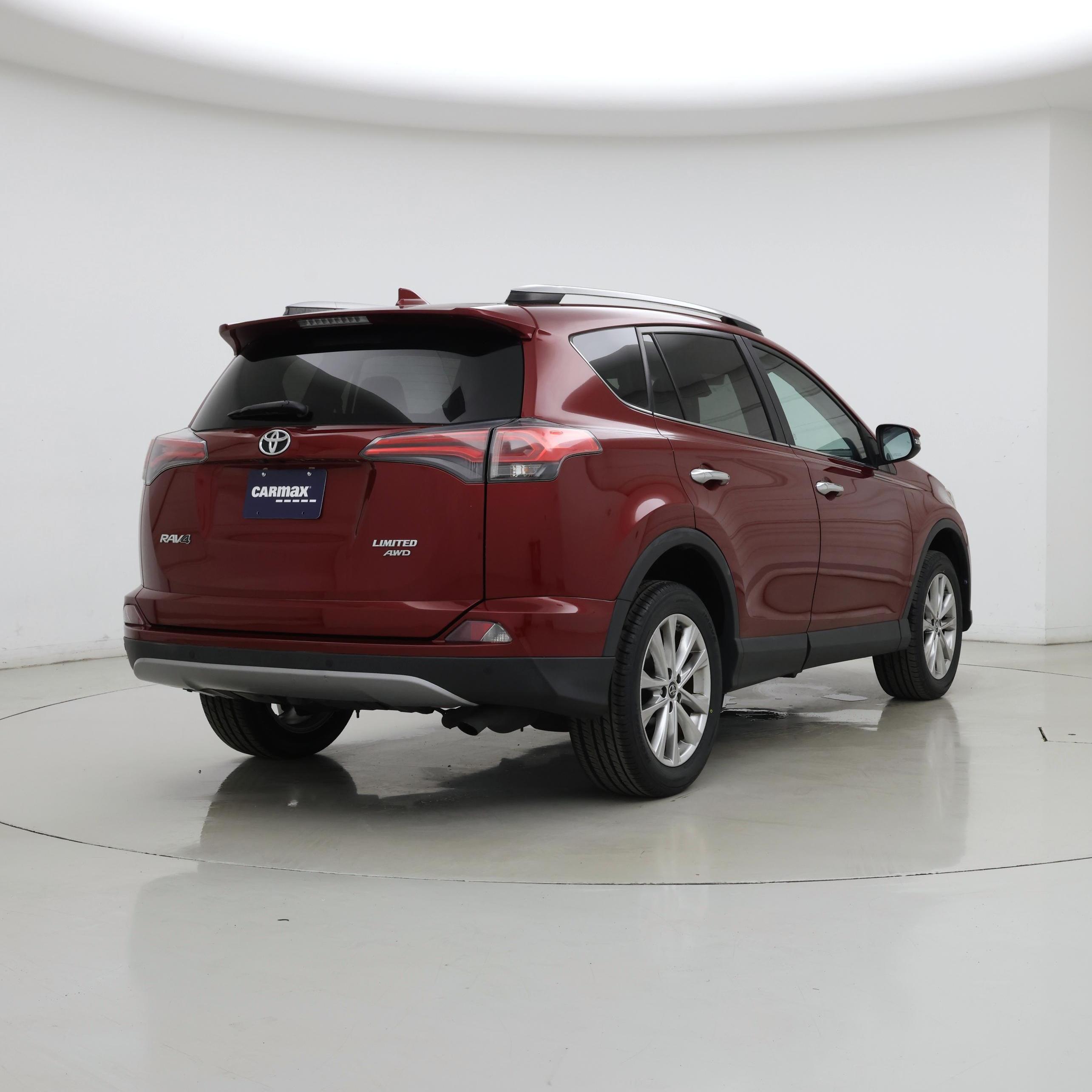 Thumbnail: 2018 Toyota RAV4 - 8