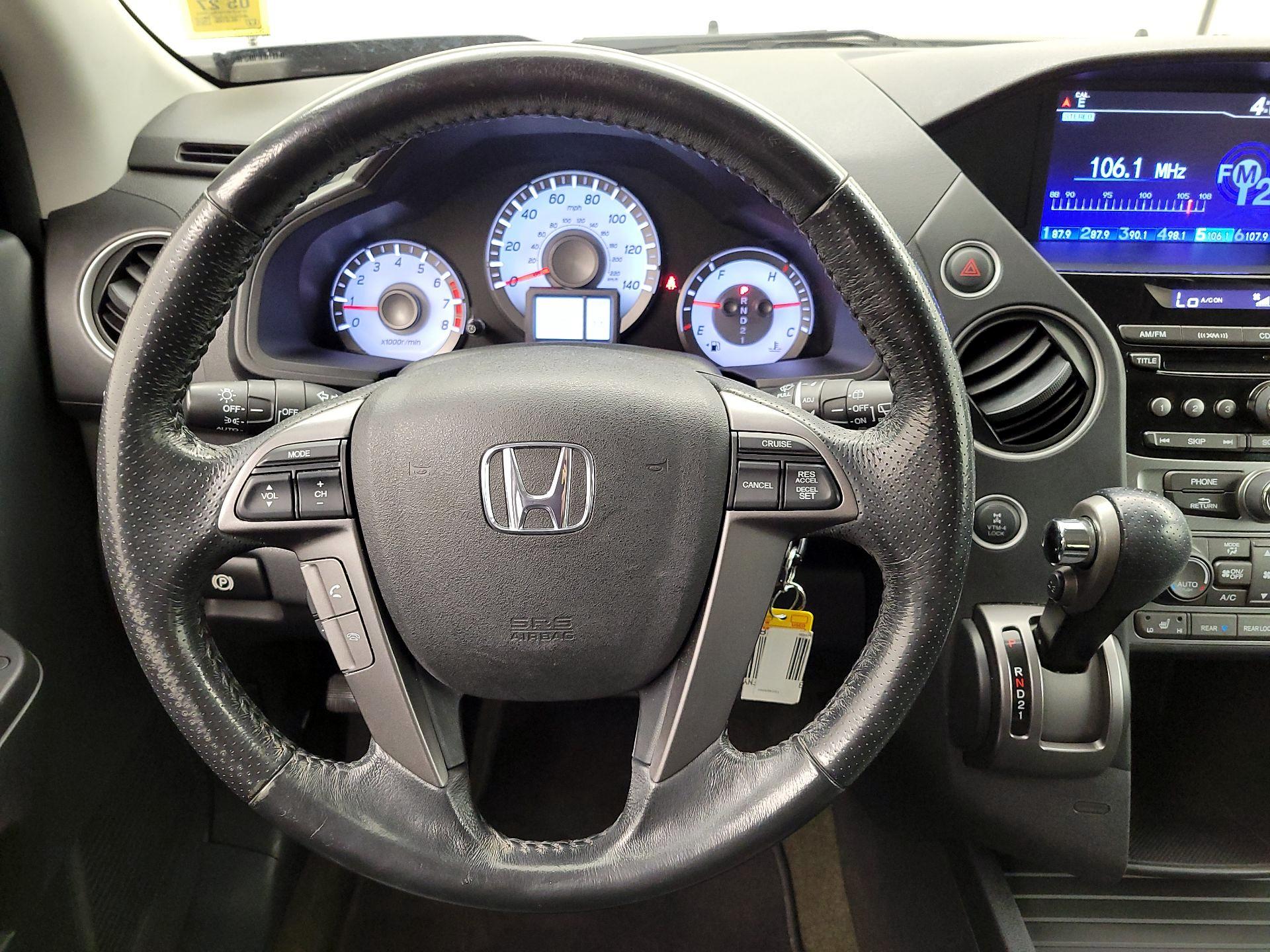 Thumbnail: 2015 Honda Pilot - 10